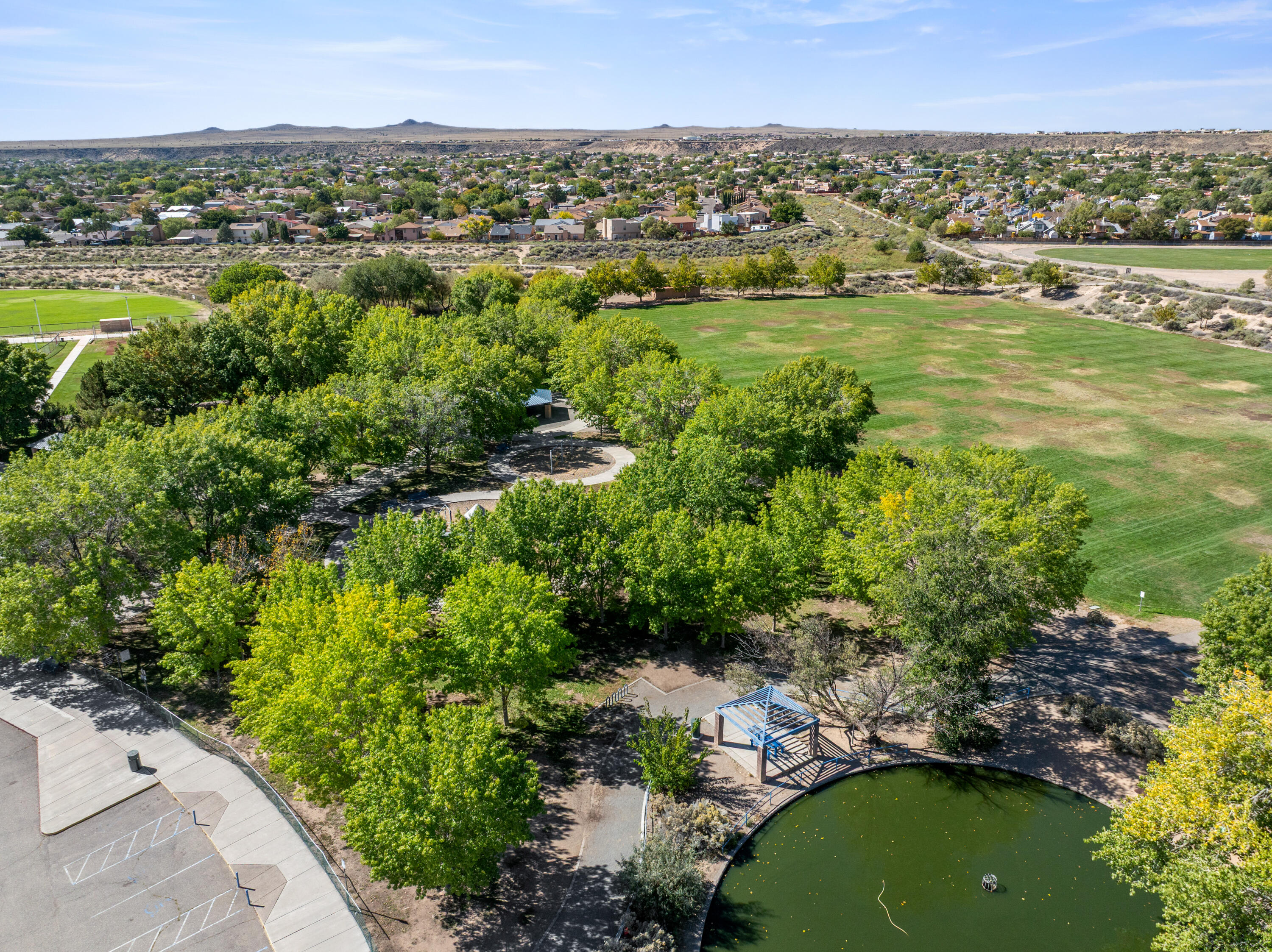 6921 El Cajon Court NW