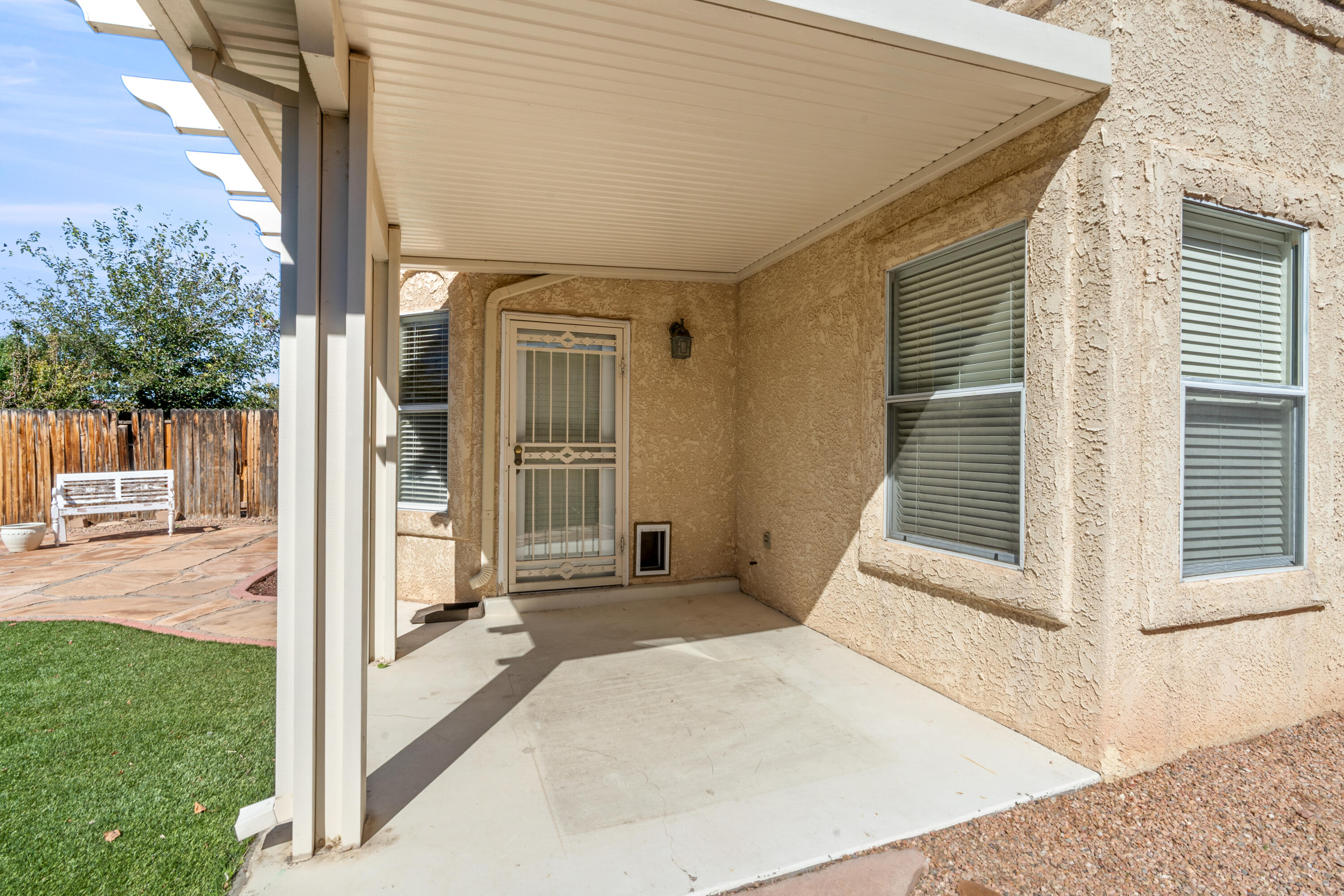 6921 El Cajon Court NW