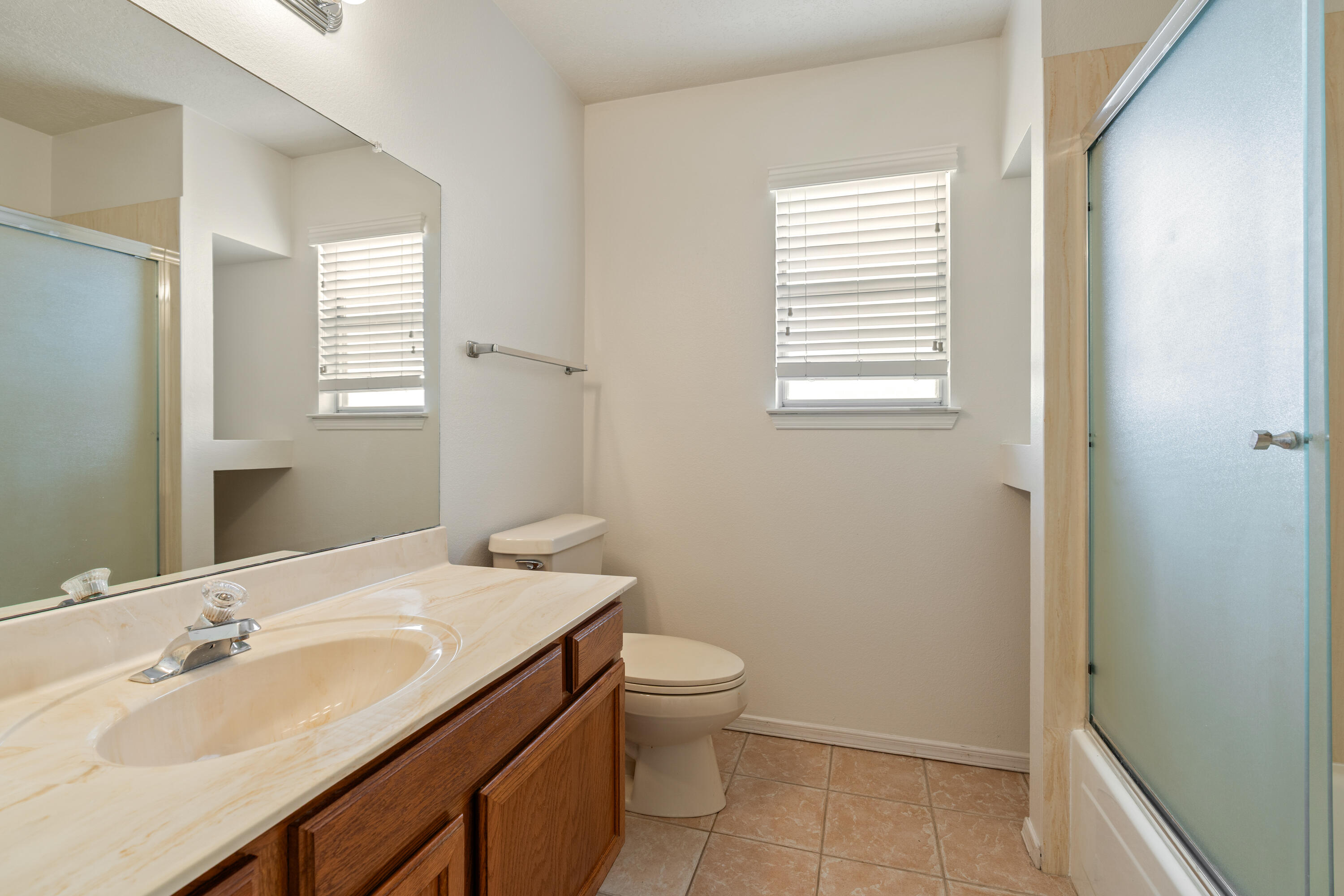 6921 El Cajon Court NW