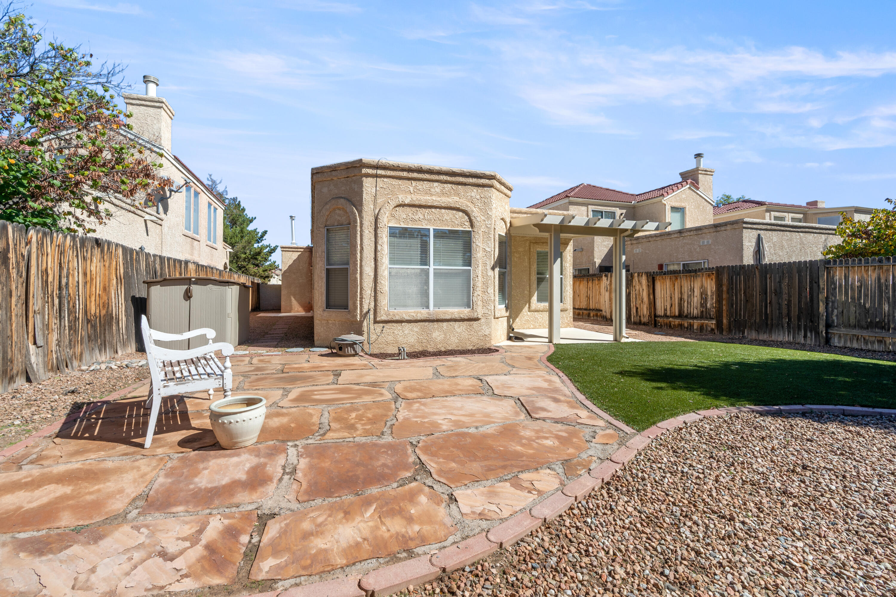 6921 El Cajon Court NW