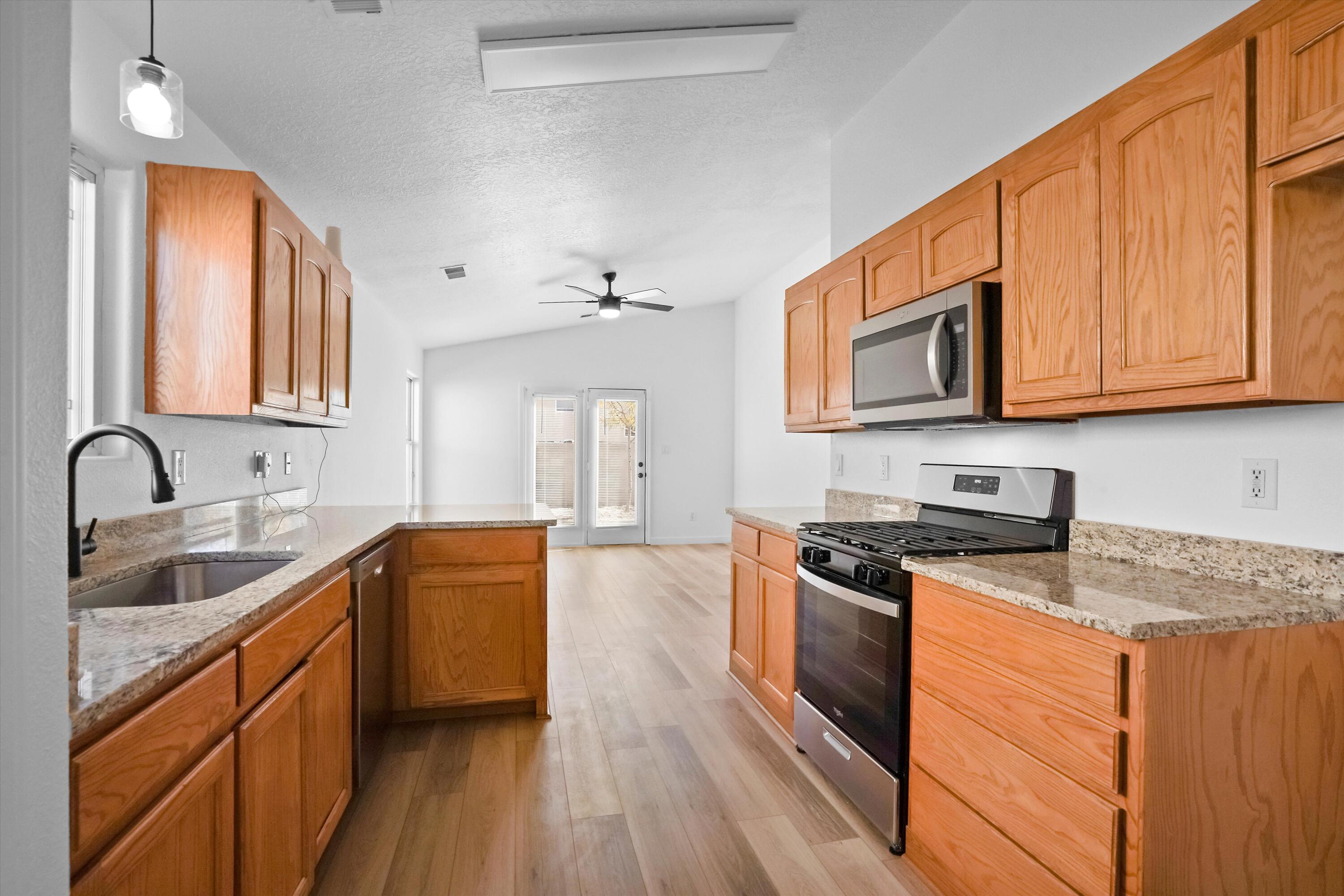 632 Escavada Street SW