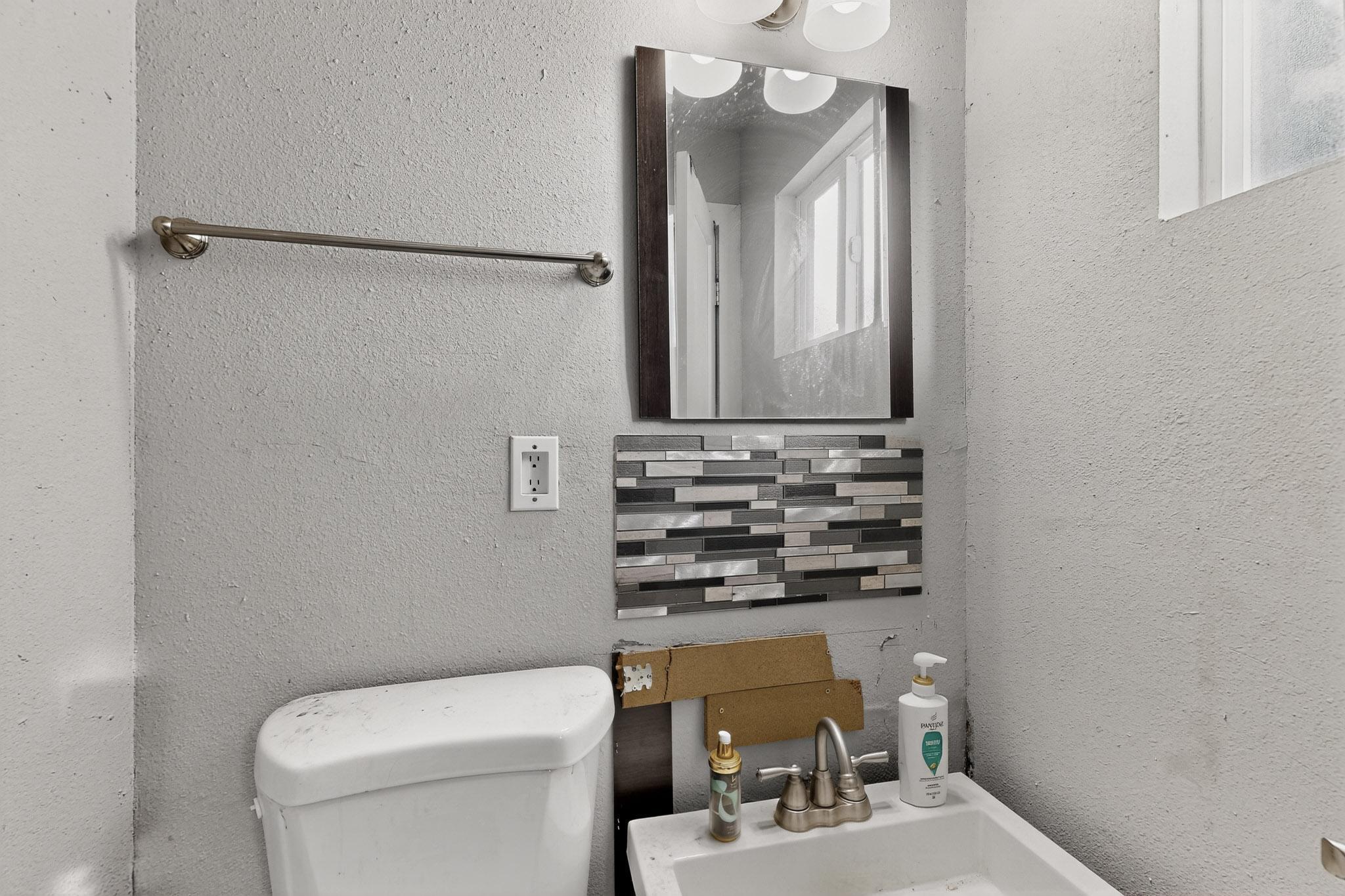 9716 Indian School Road NE