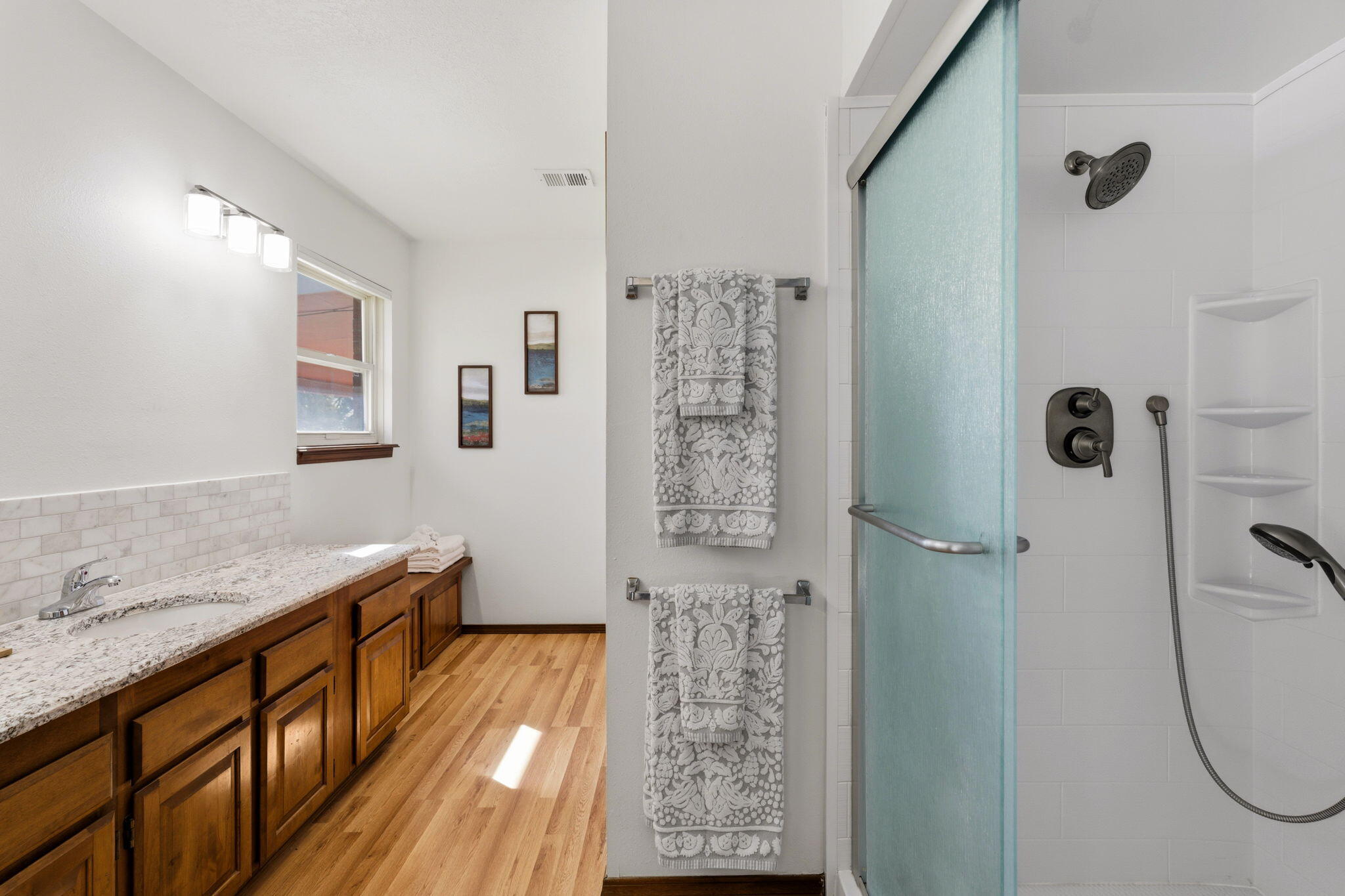 4013 Glen Canyon Court NE