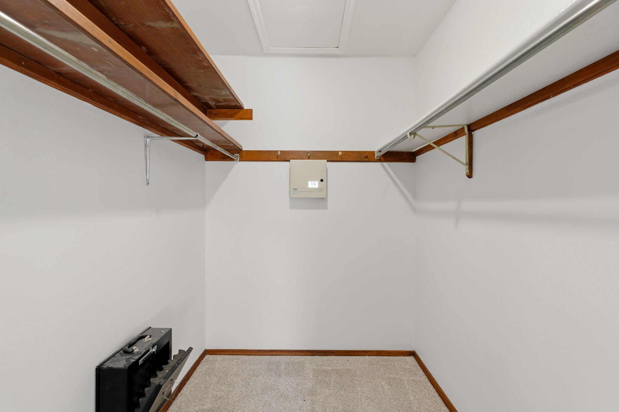 4013 Glen Canyon Court NE