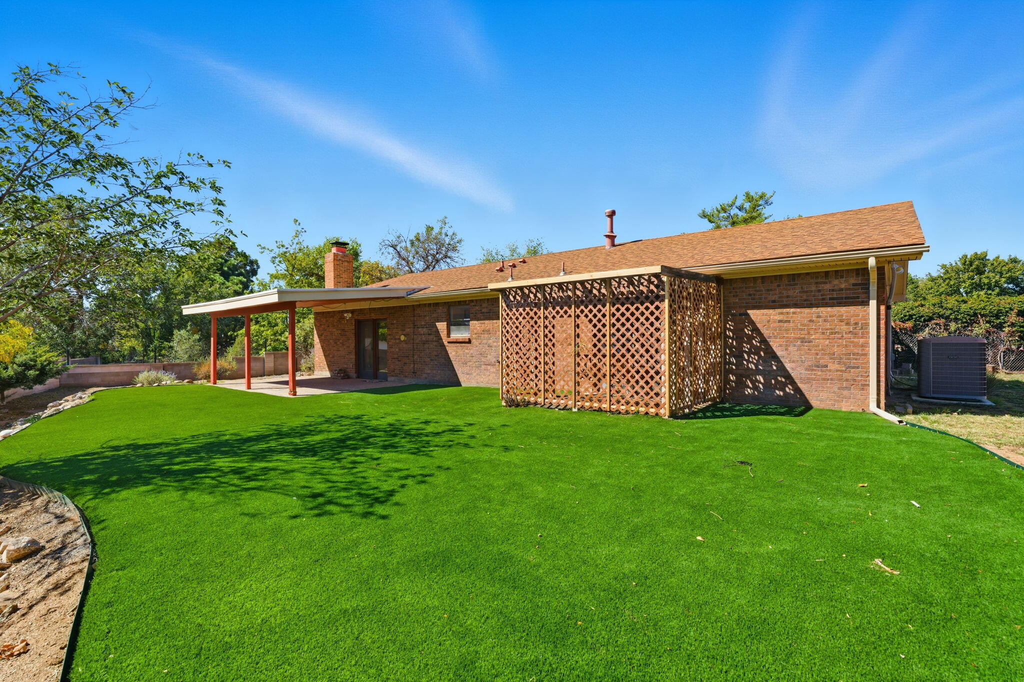 4013 Glen Canyon Court NE