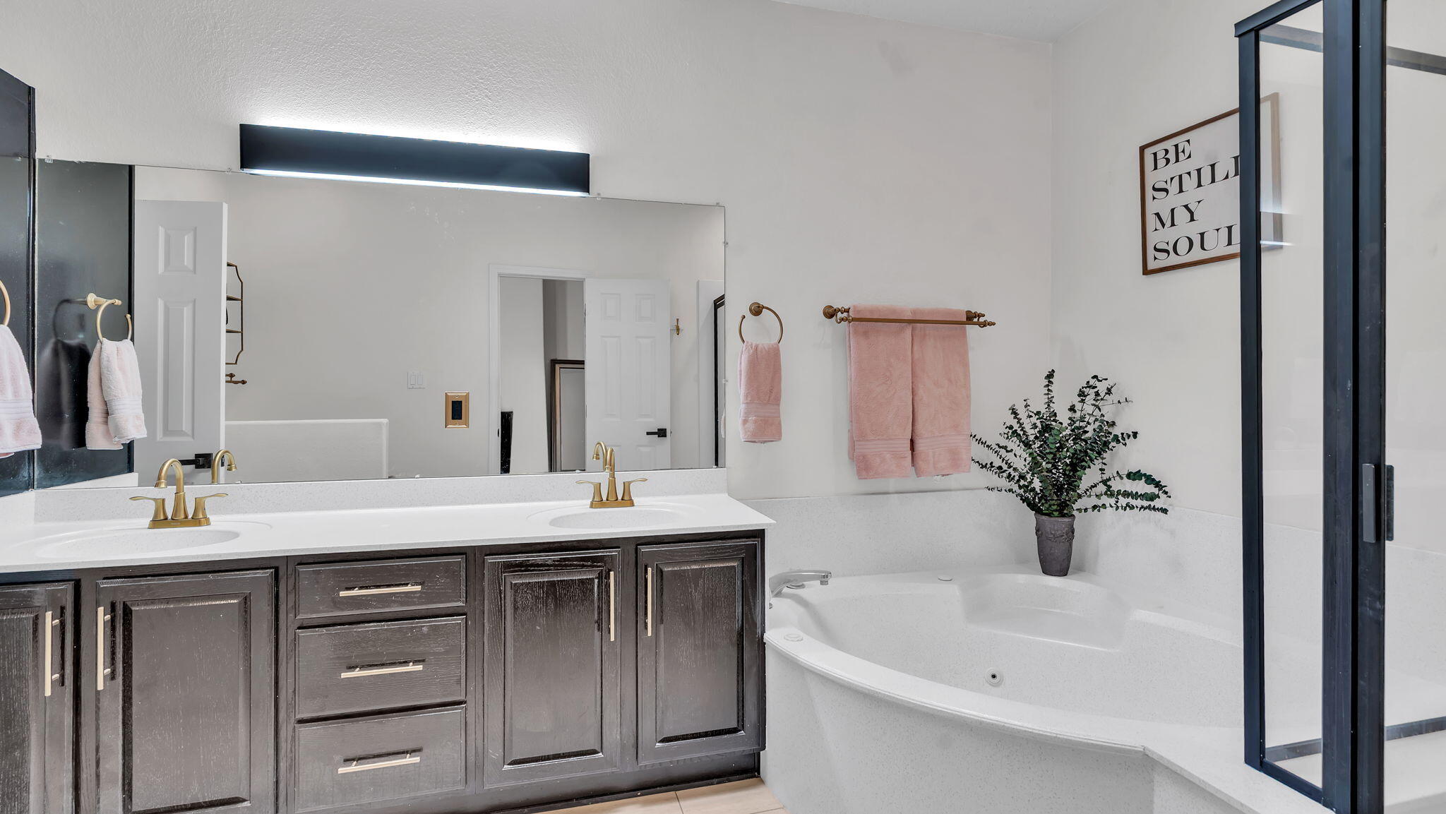 8423 San Tesoro Street NE