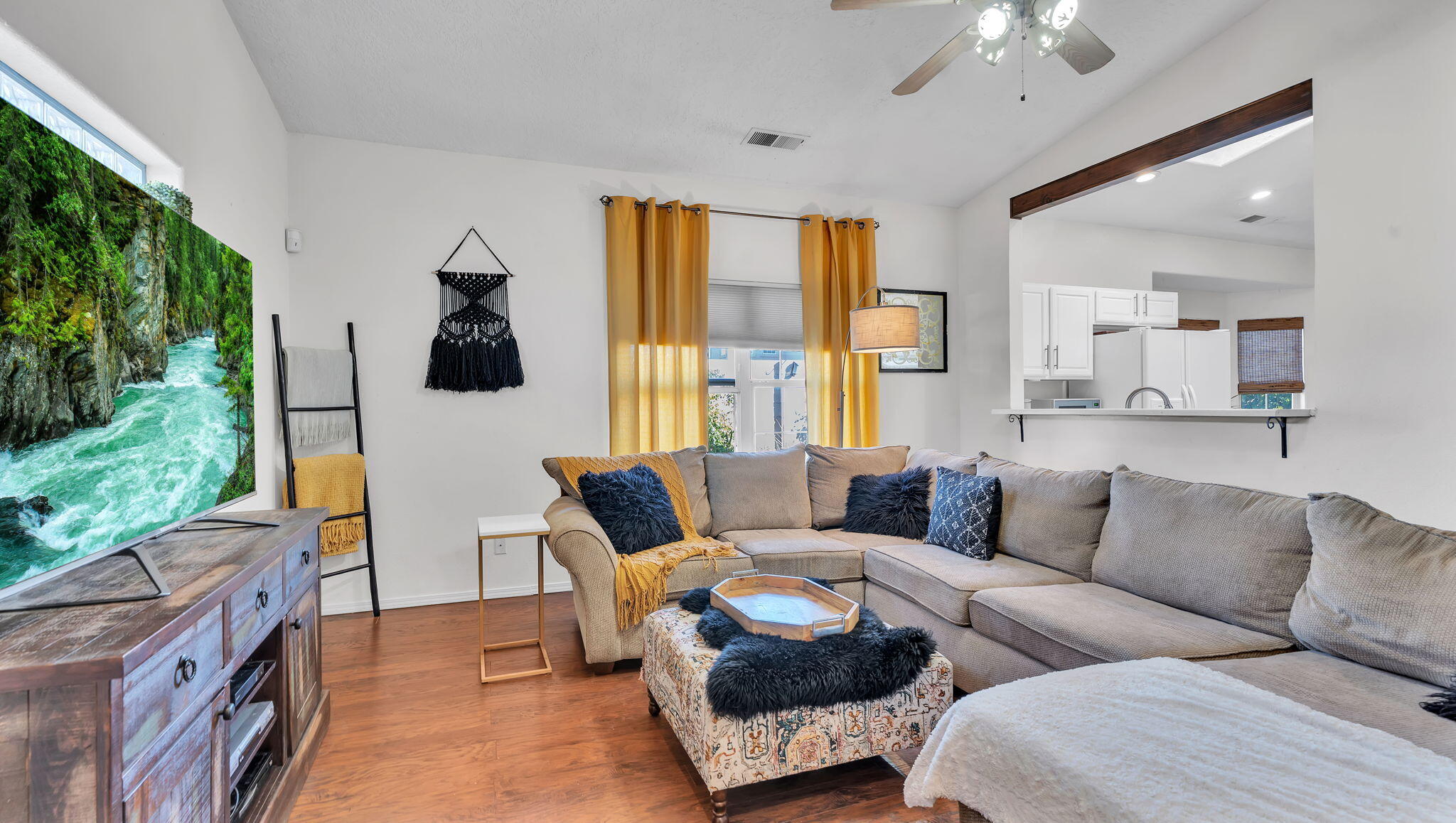 8423 San Tesoro Street NE