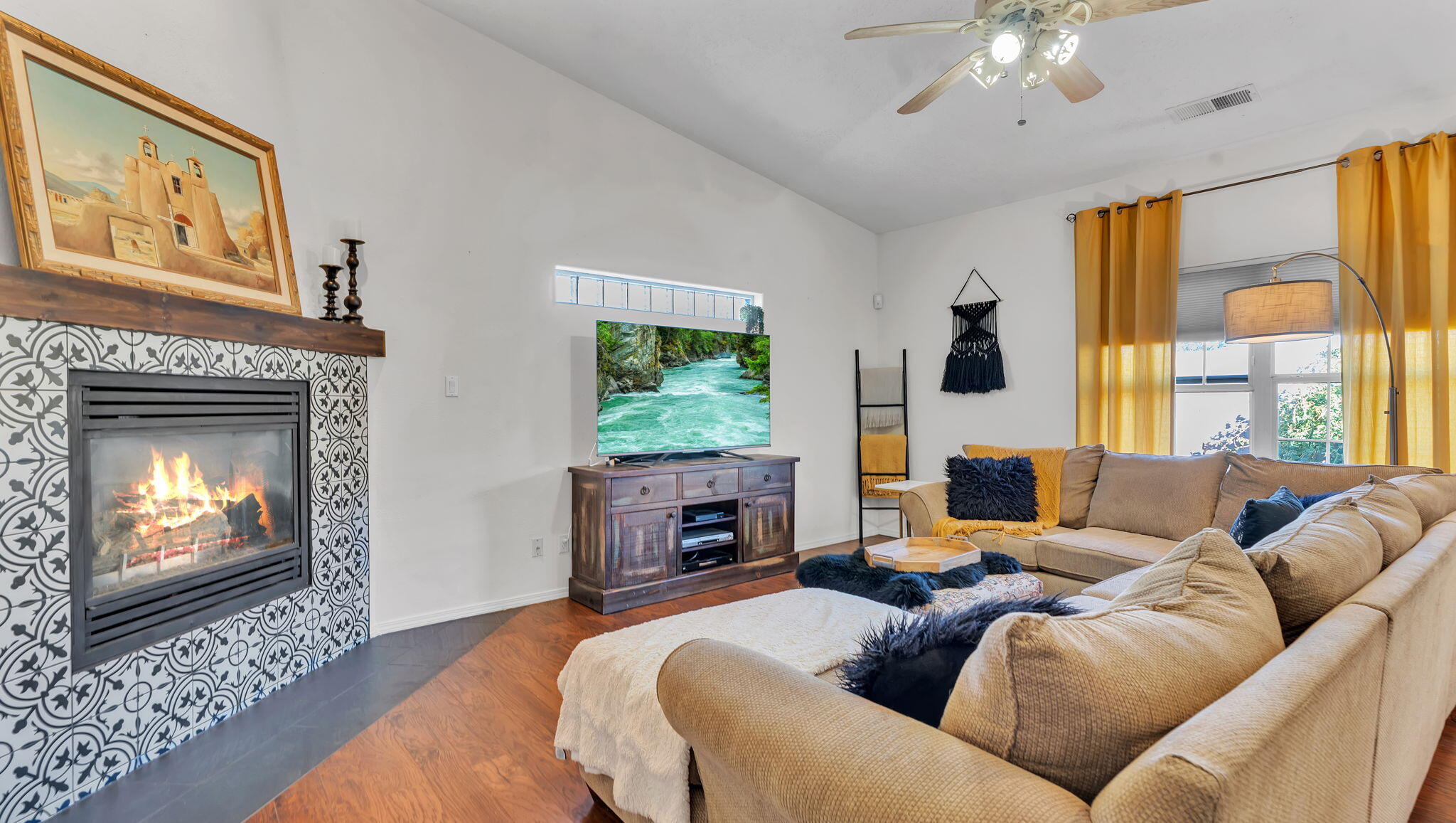 8423 San Tesoro Street NE