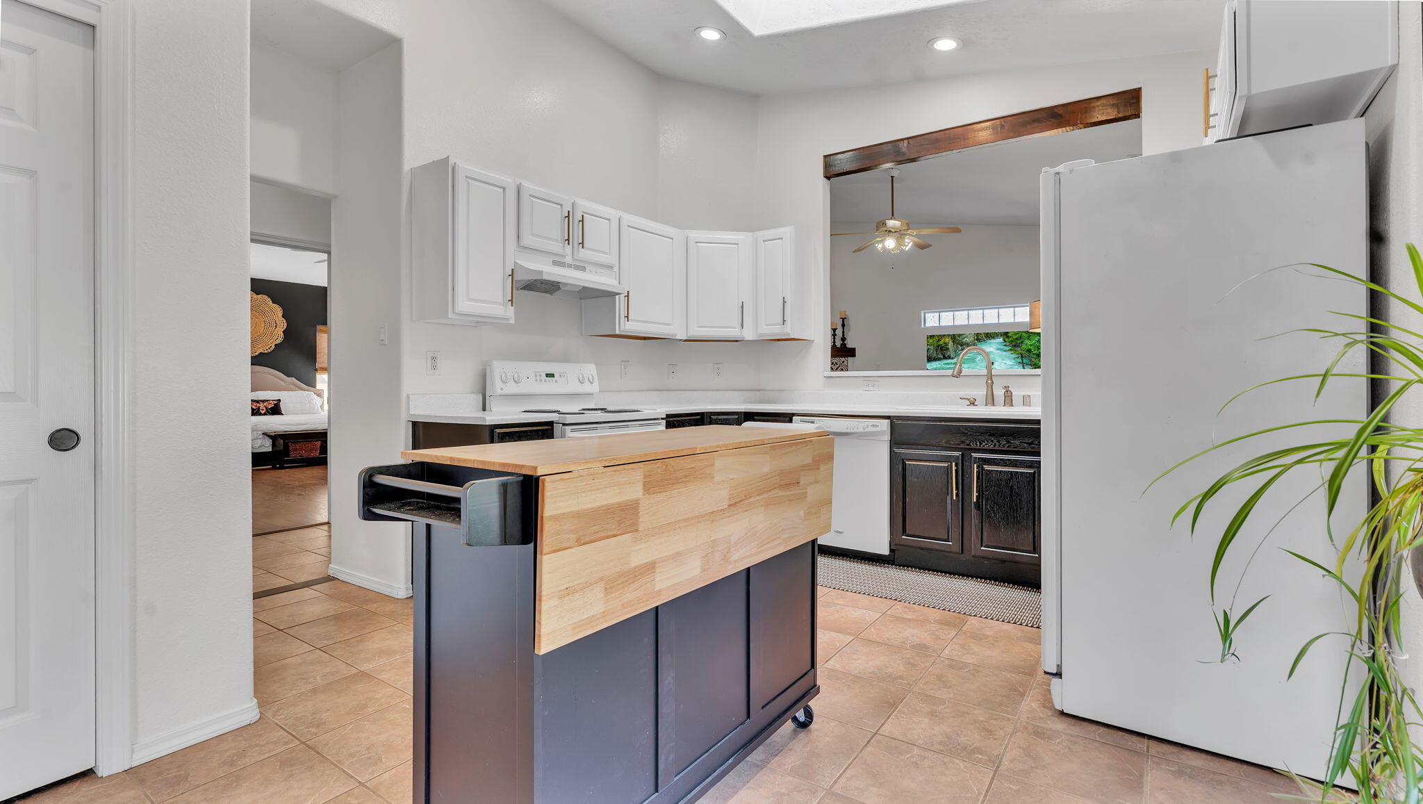 8423 San Tesoro Street NE