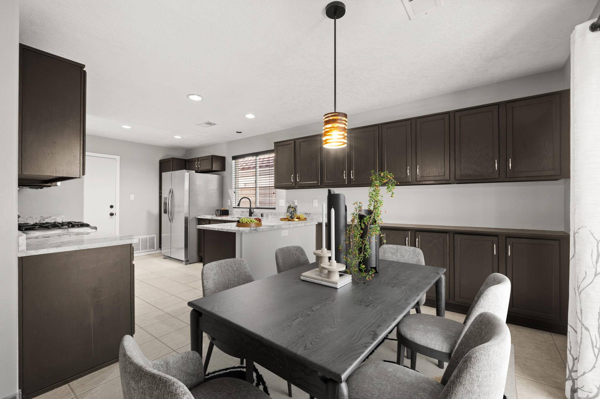 1405 Villa Candela NE