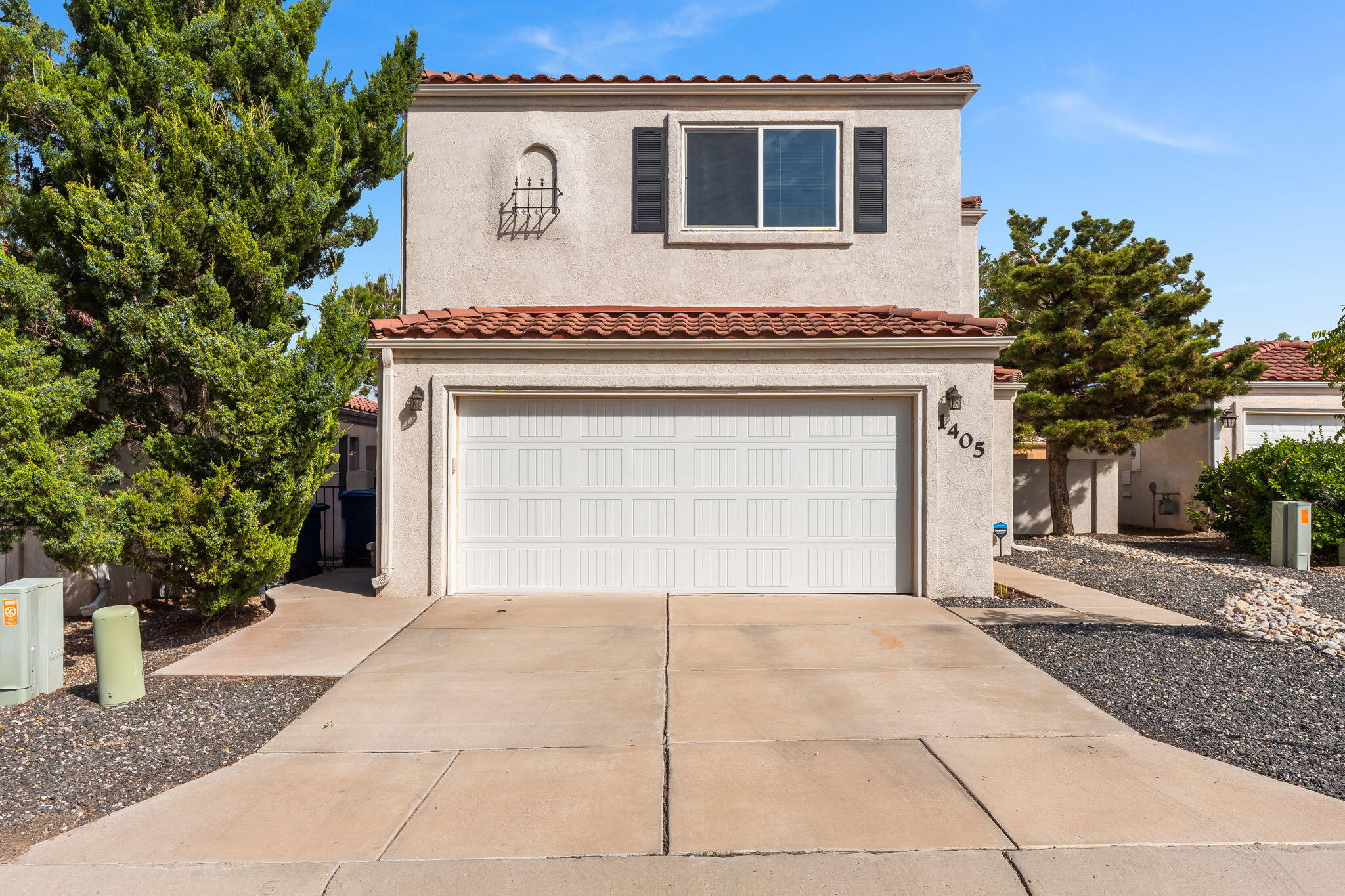 1405 Villa Candela NE