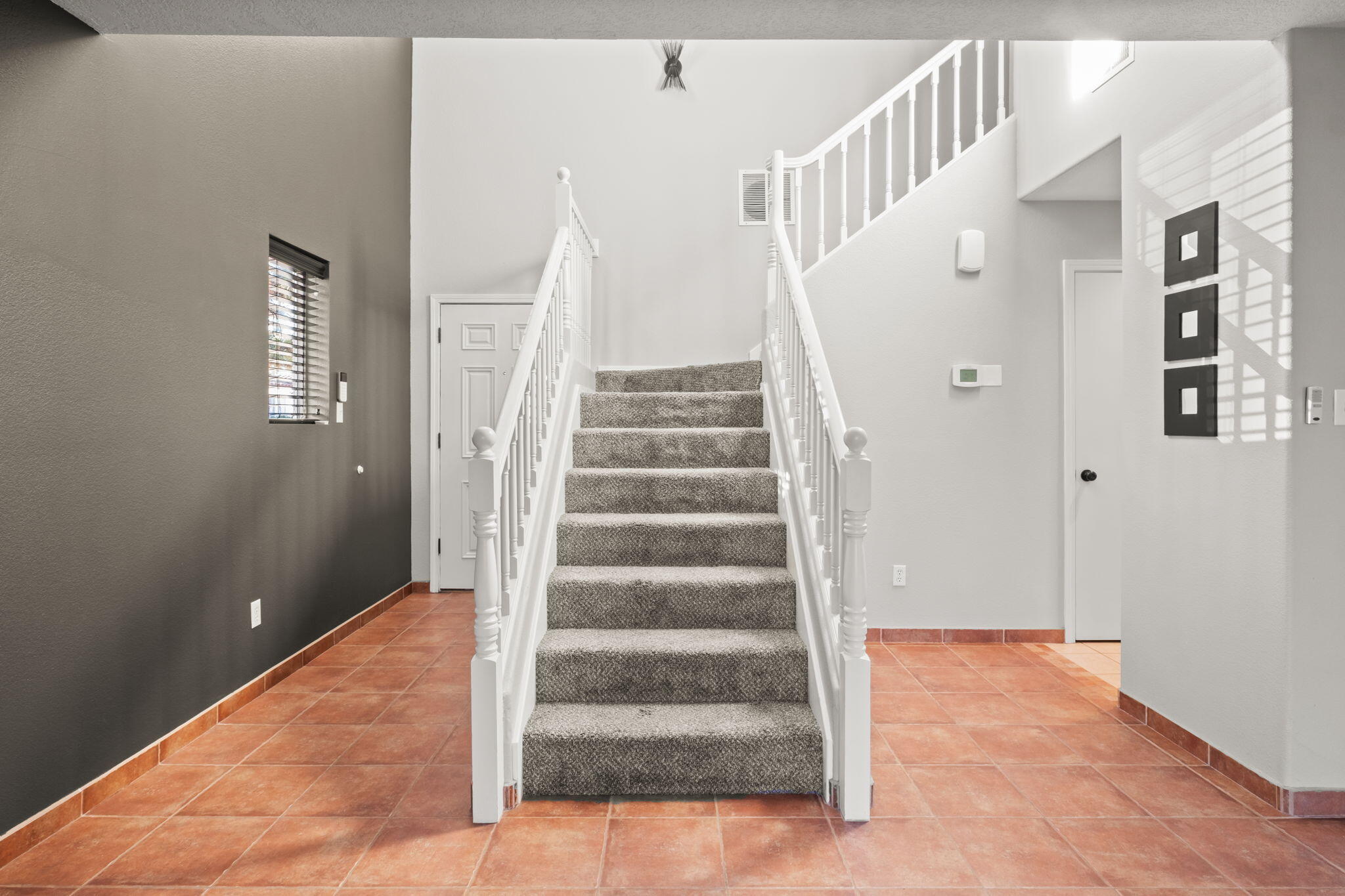 1405 Villa Candela NE