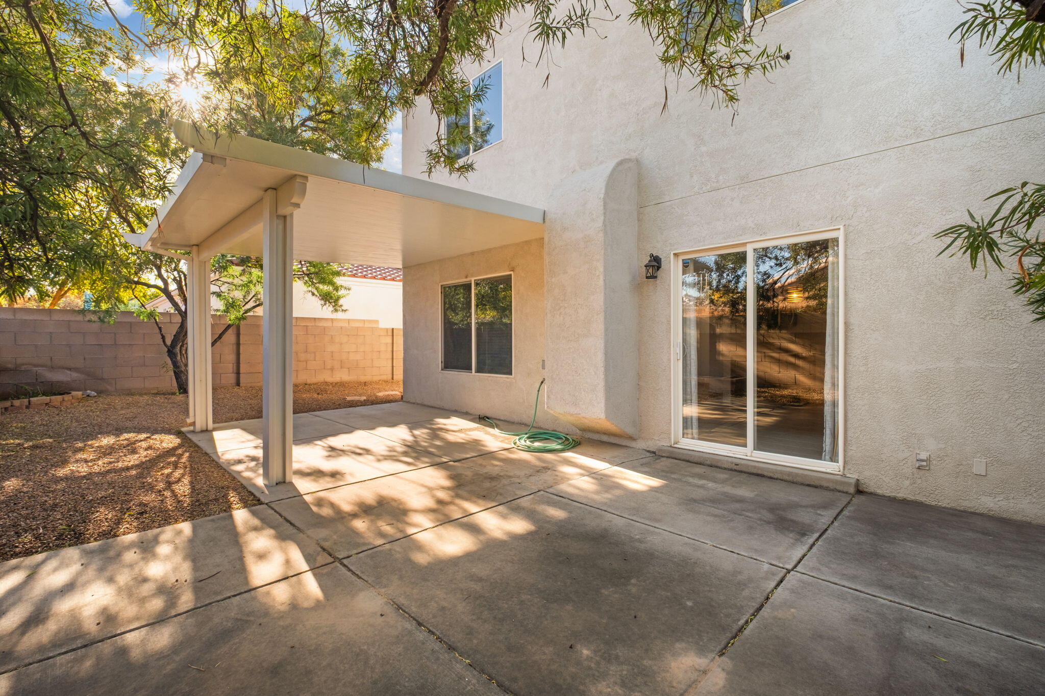 1405 Villa Candela NE