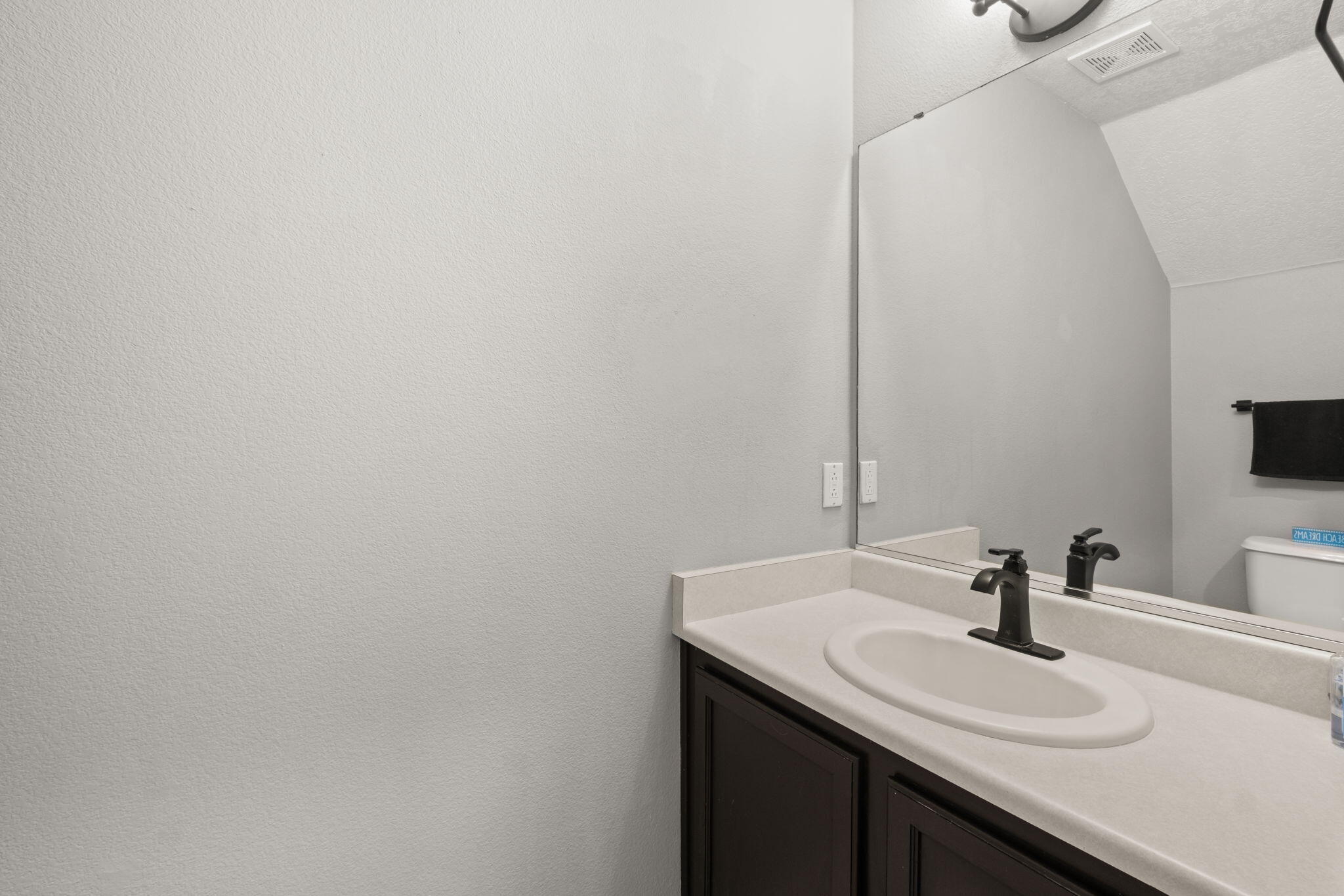 1405 Villa Candela NE