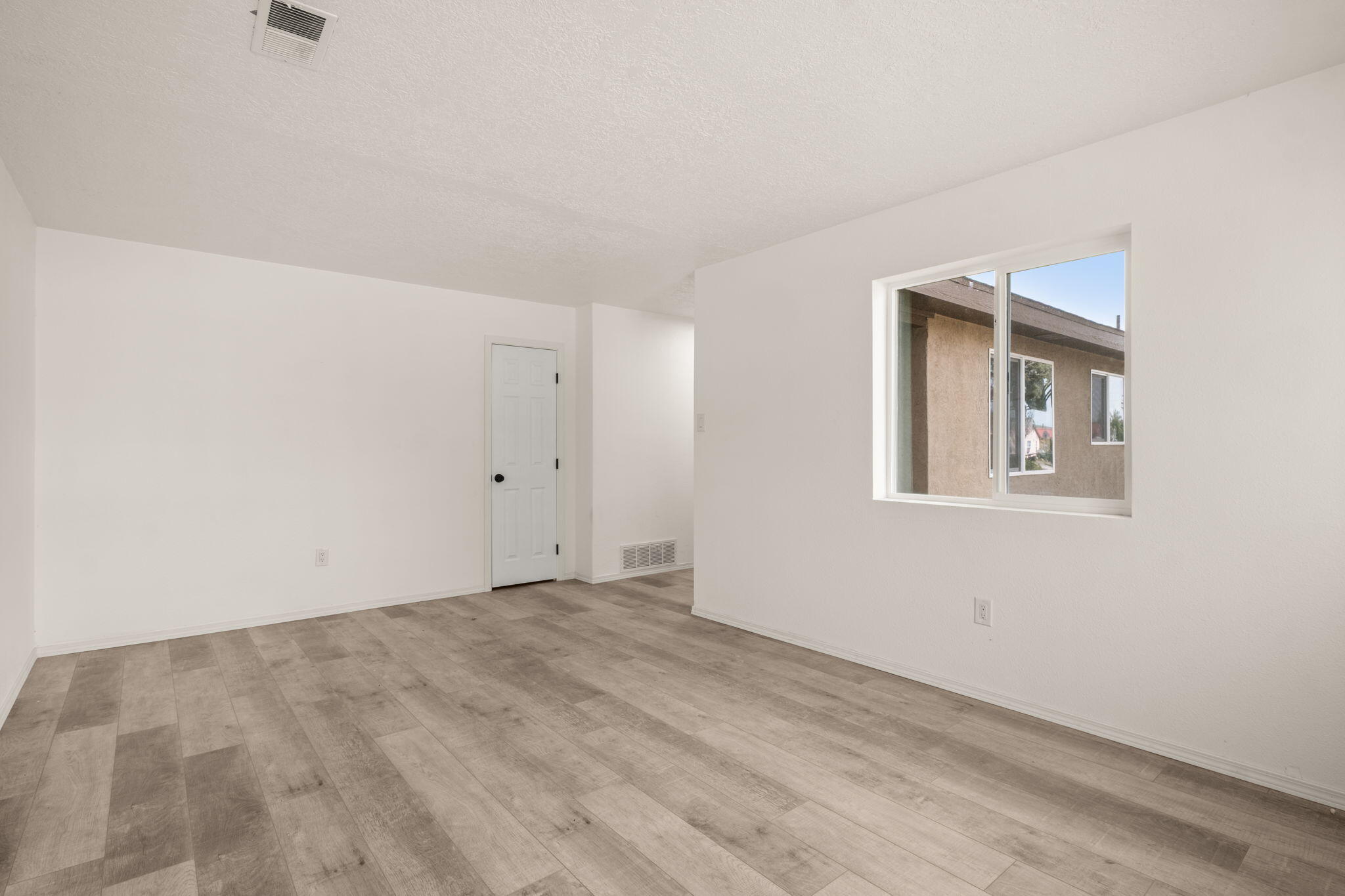 832 Gallahad Street SW