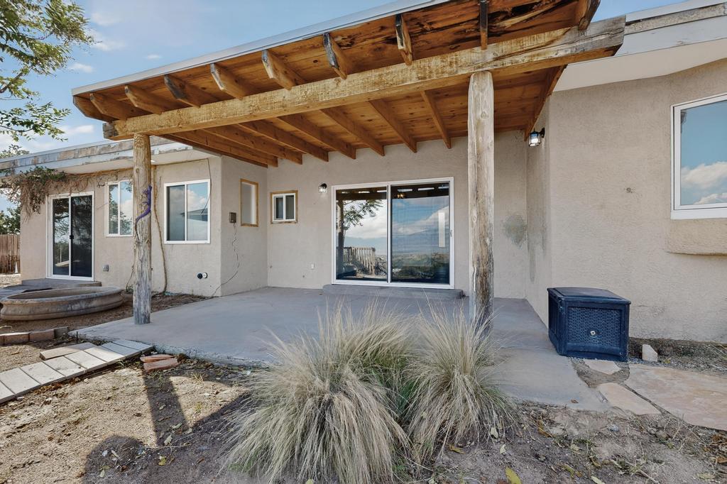 320 TARPON Avenue SE