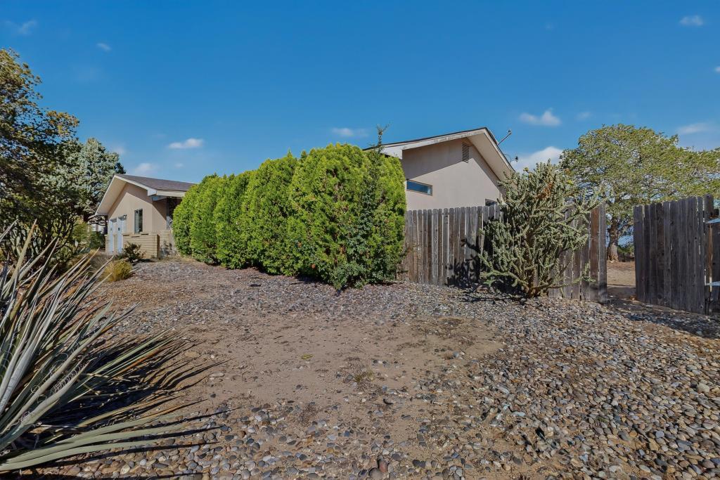 320 TARPON Avenue SE