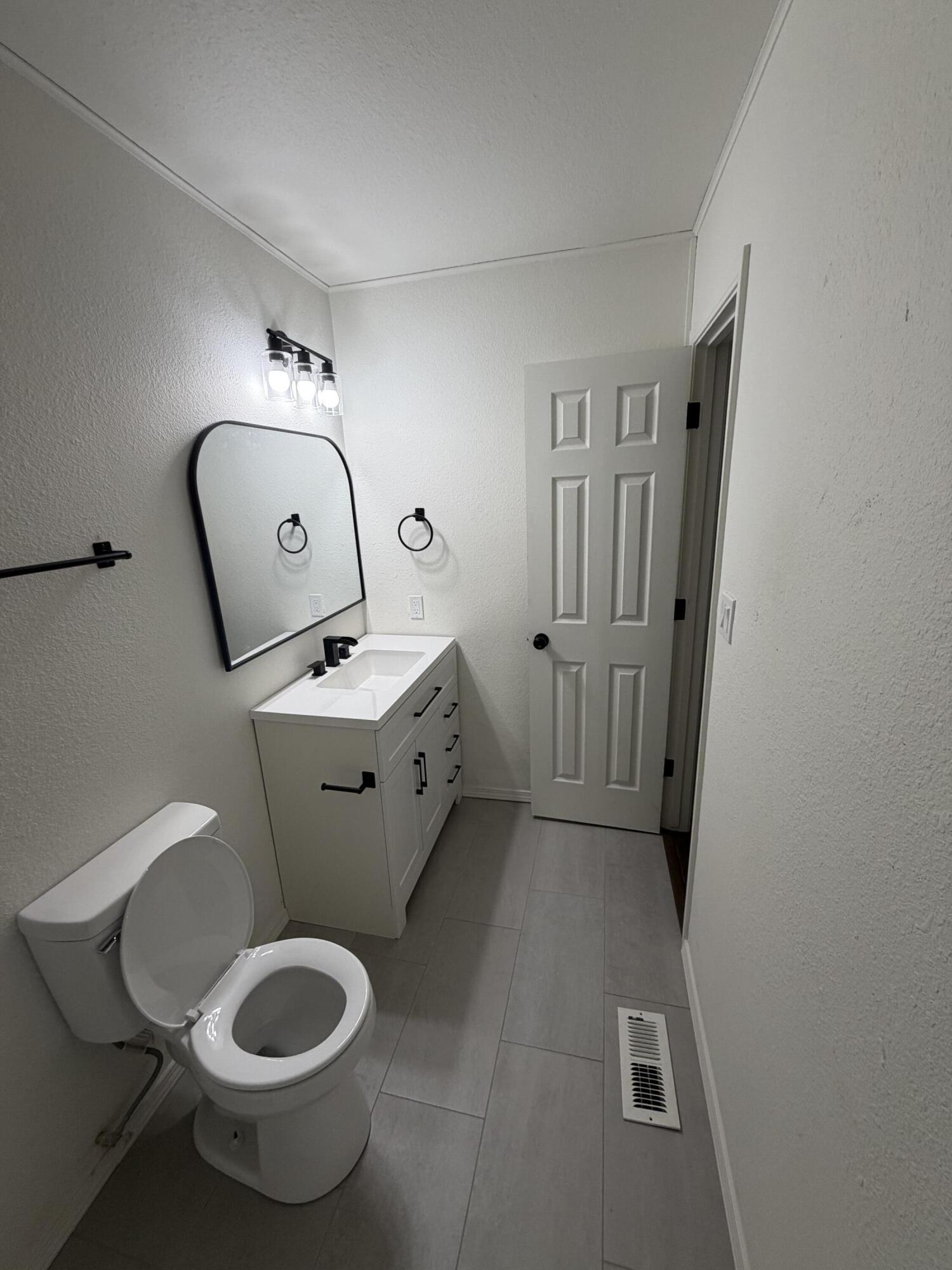 320 TARPON Avenue SE