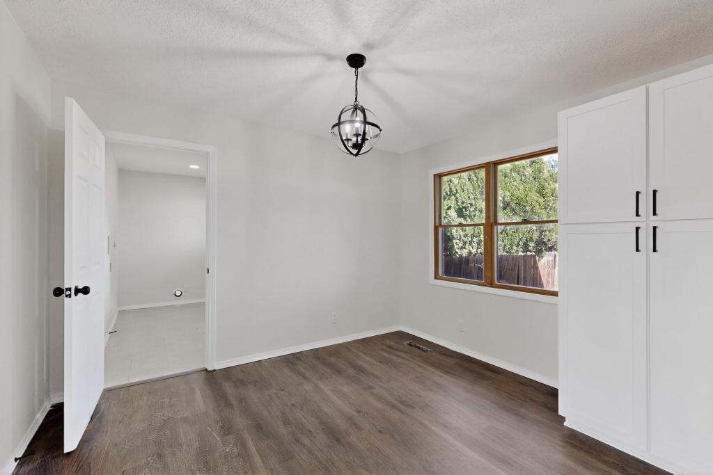 320 TARPON Avenue SE