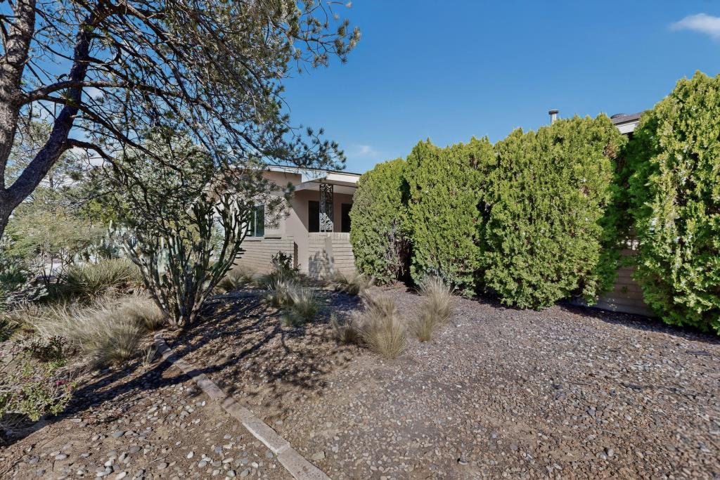 320 TARPON Avenue SE