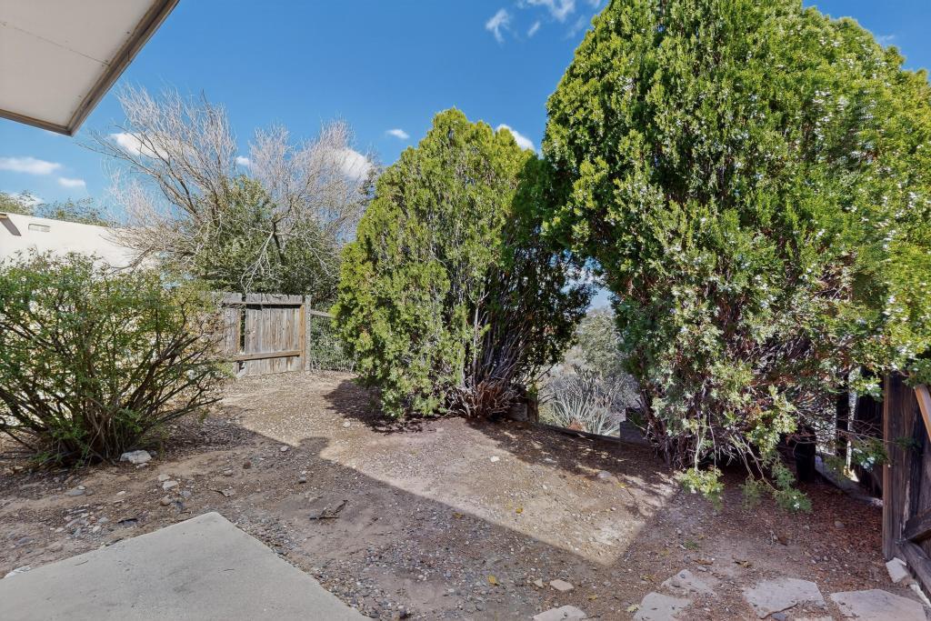 320 TARPON Avenue SE