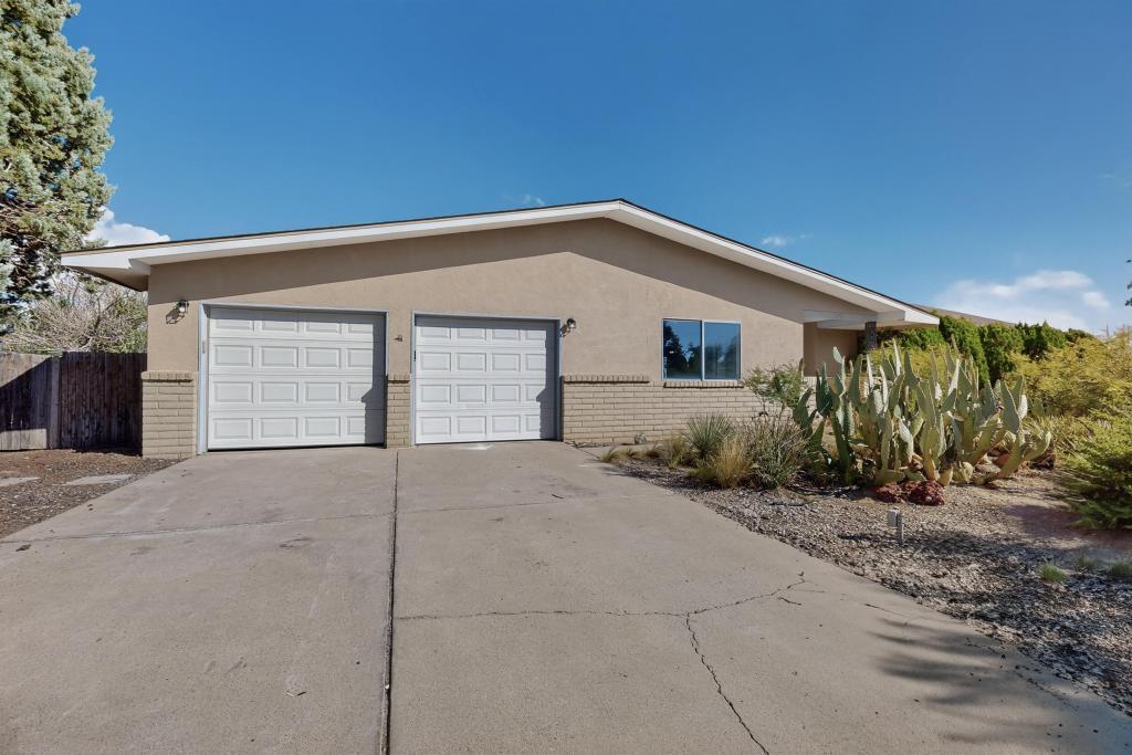 320 TARPON Avenue SE