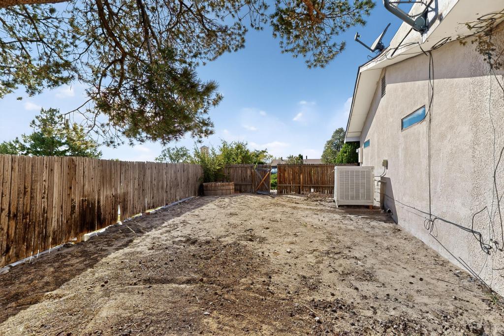 320 TARPON Avenue SE