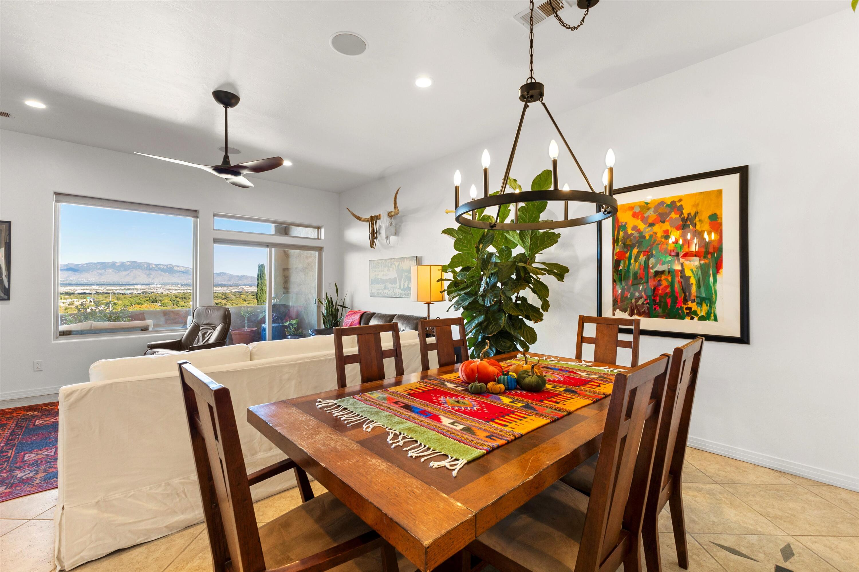 1632 Cliffside Drive NW