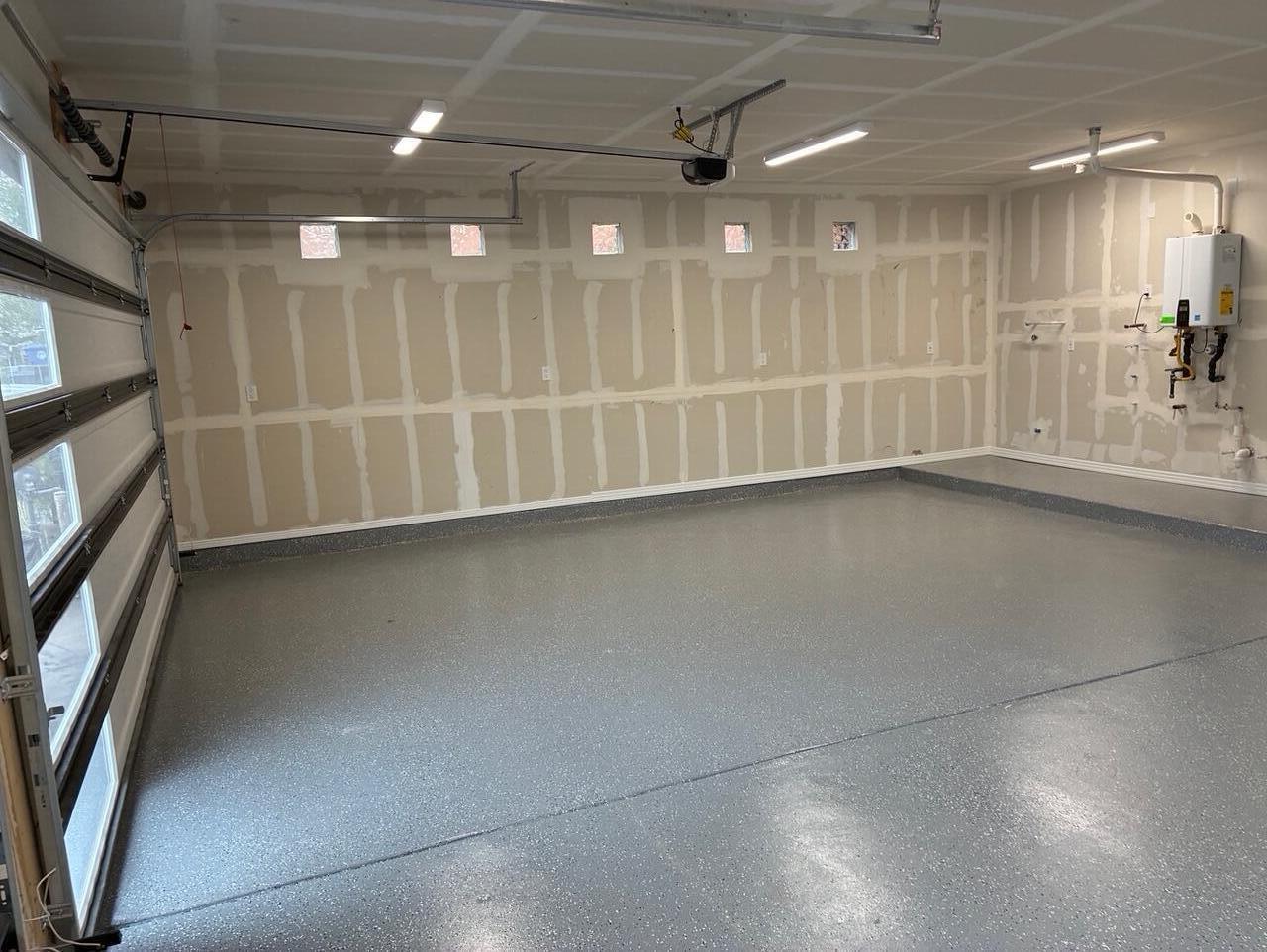 1632 Cliffside Drive NW