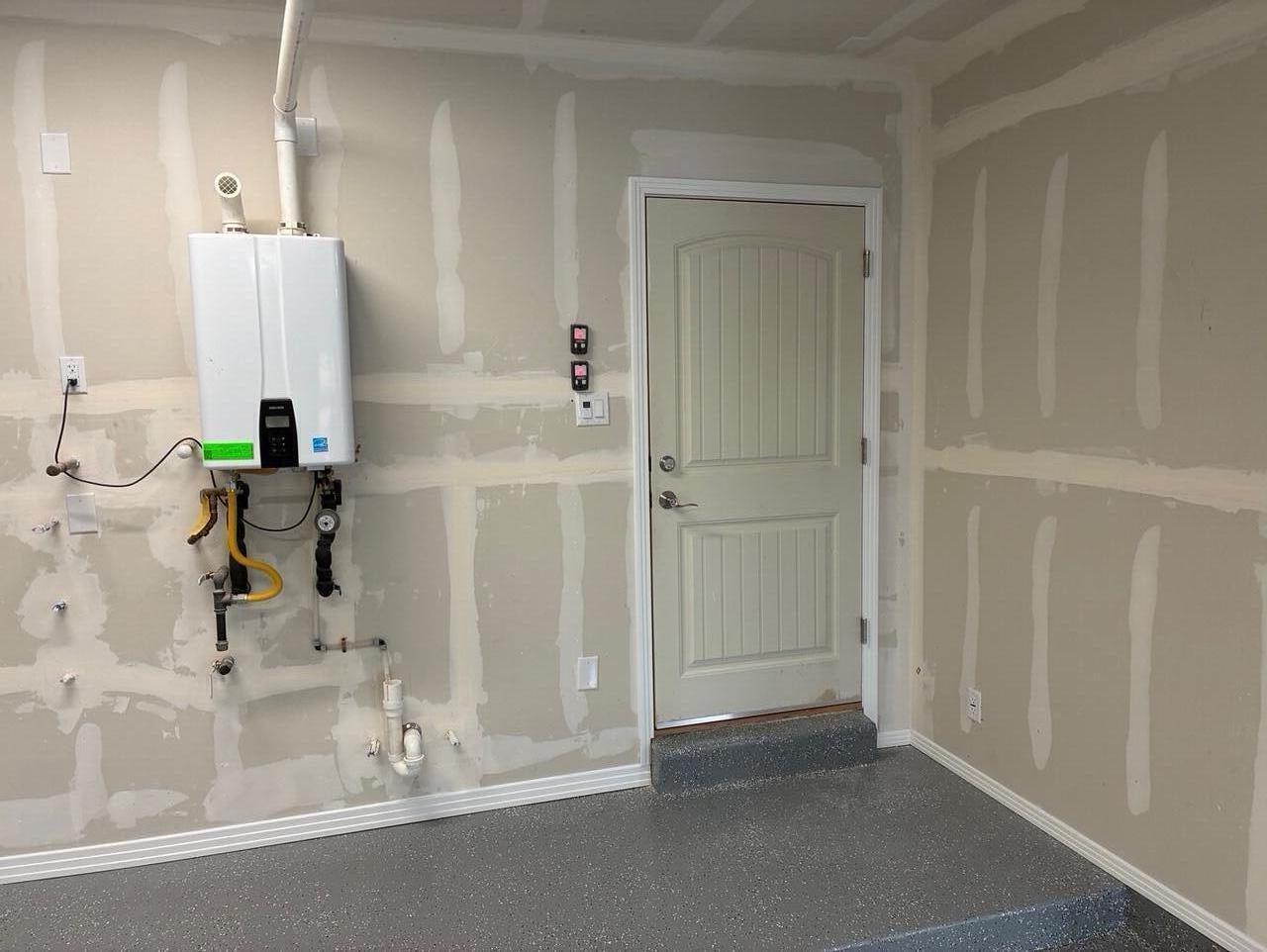 1632 Cliffside Drive NW