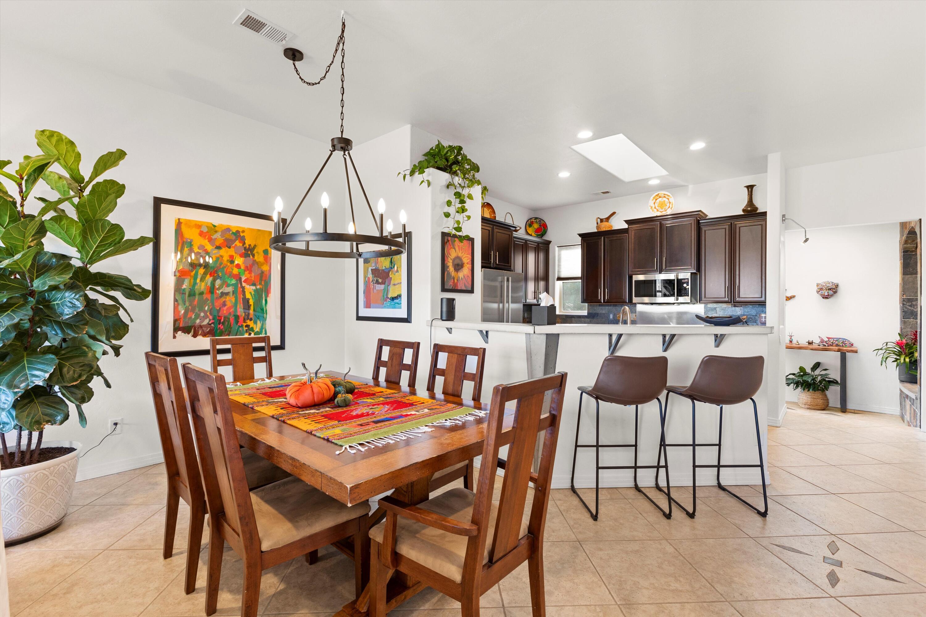 1632 Cliffside Drive NW