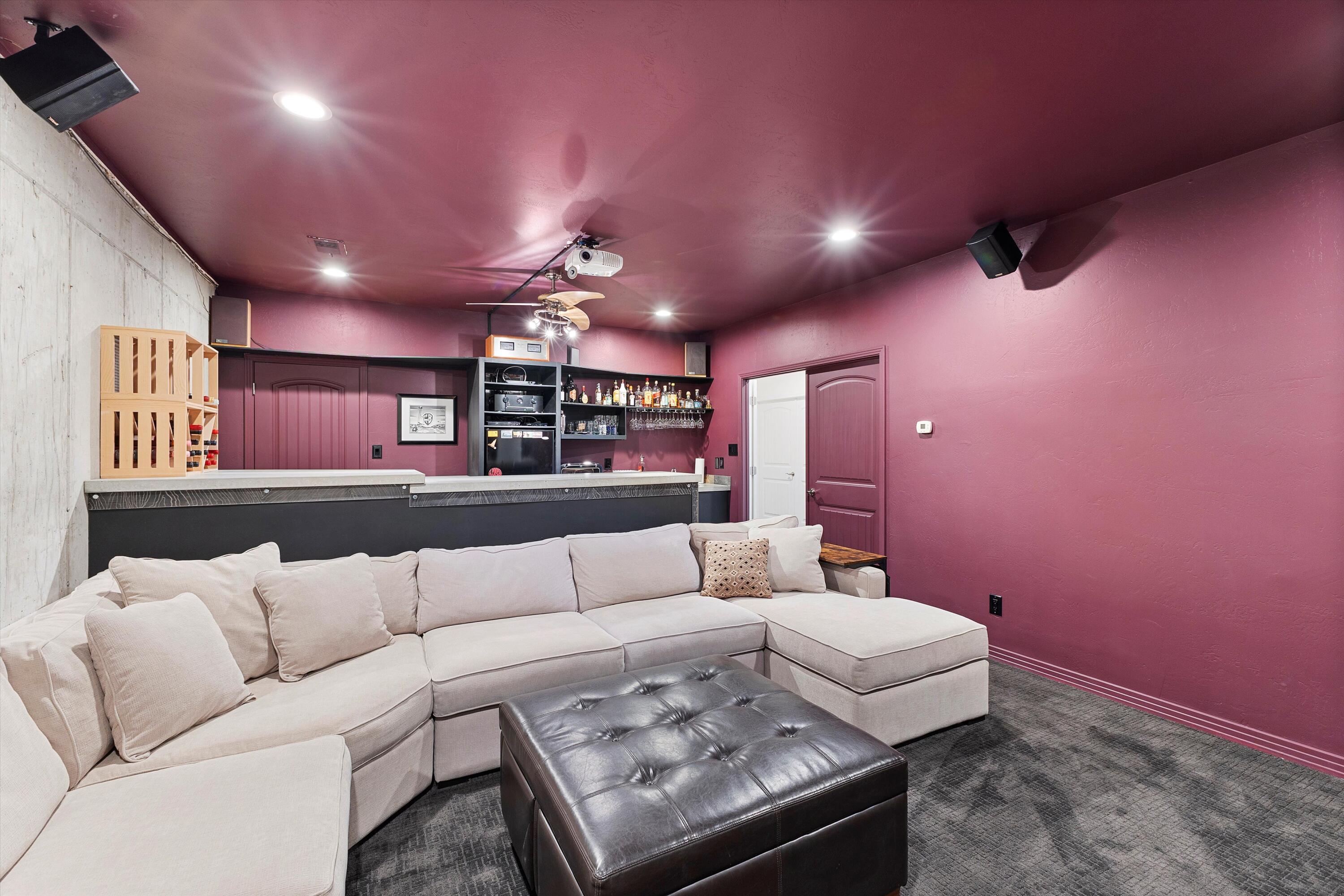 1632 Cliffside Drive NW