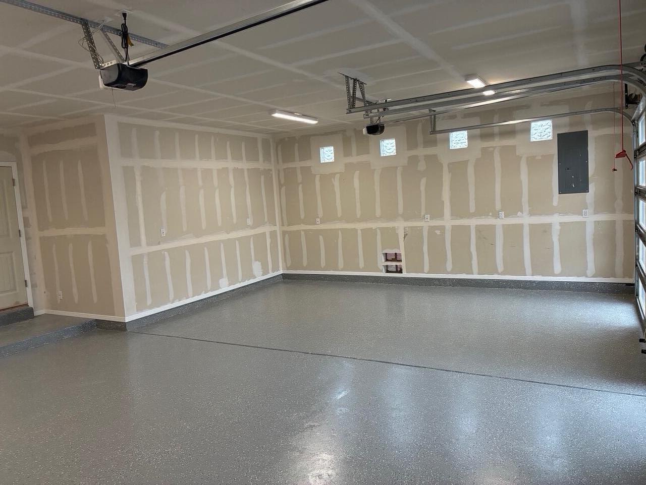 1632 Cliffside Drive NW