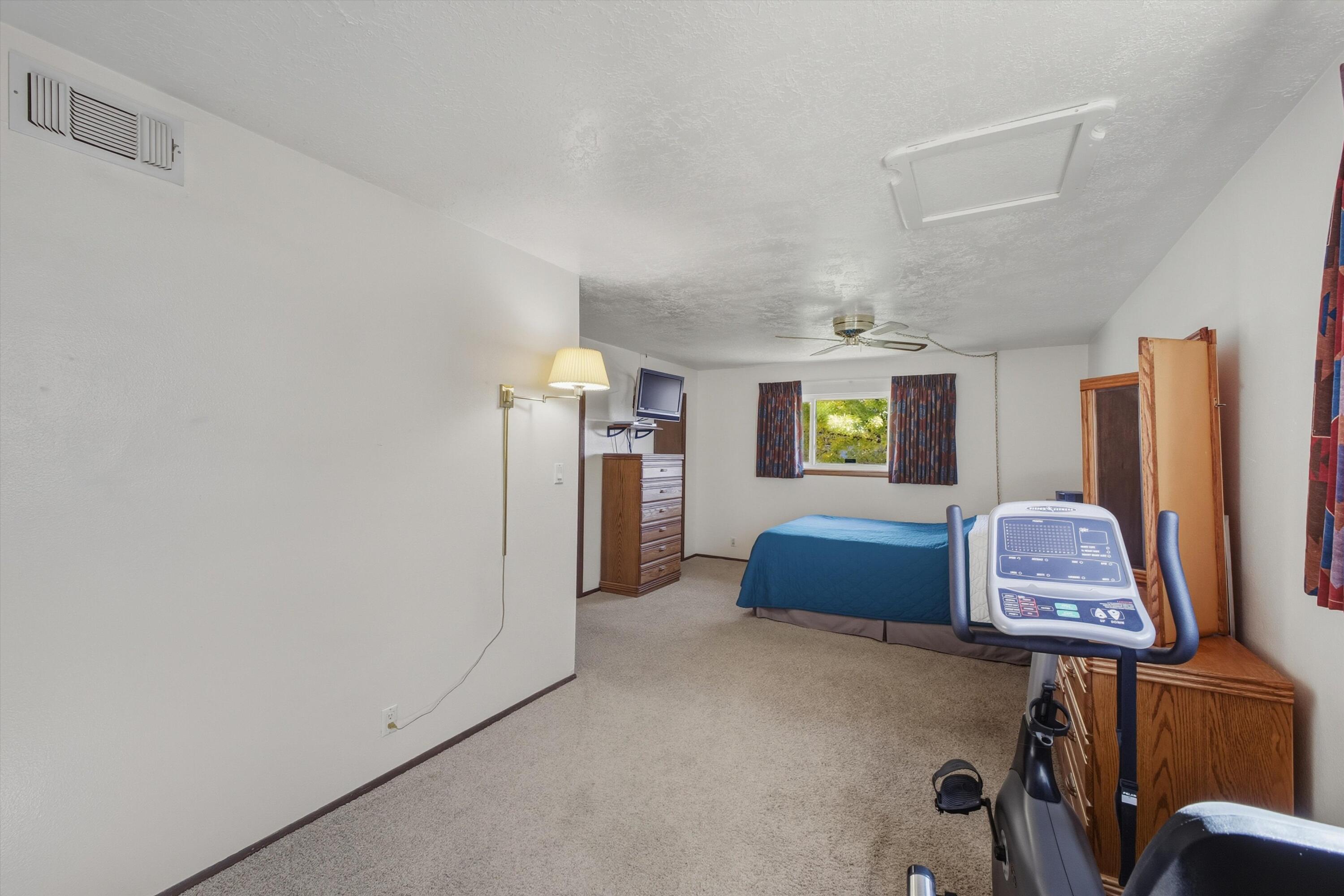 6820 Frantz Drive NE