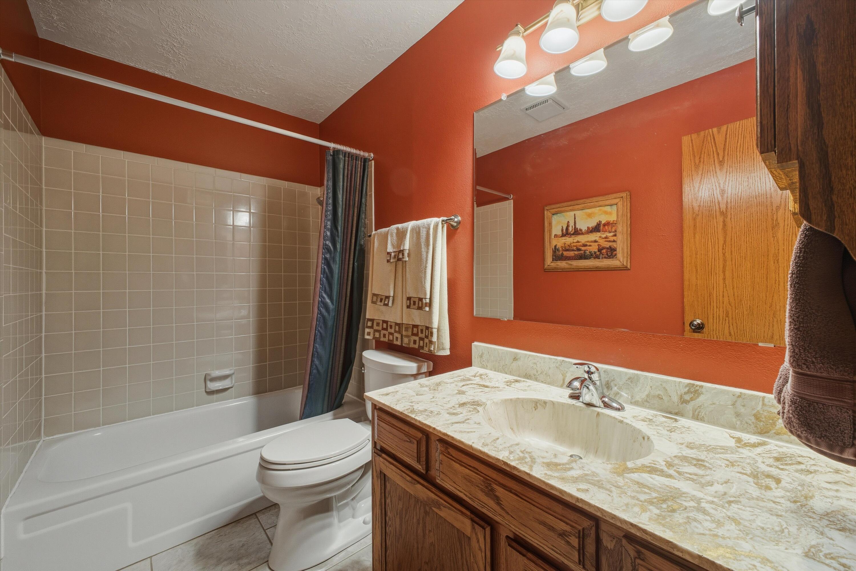 6820 Frantz Drive NE