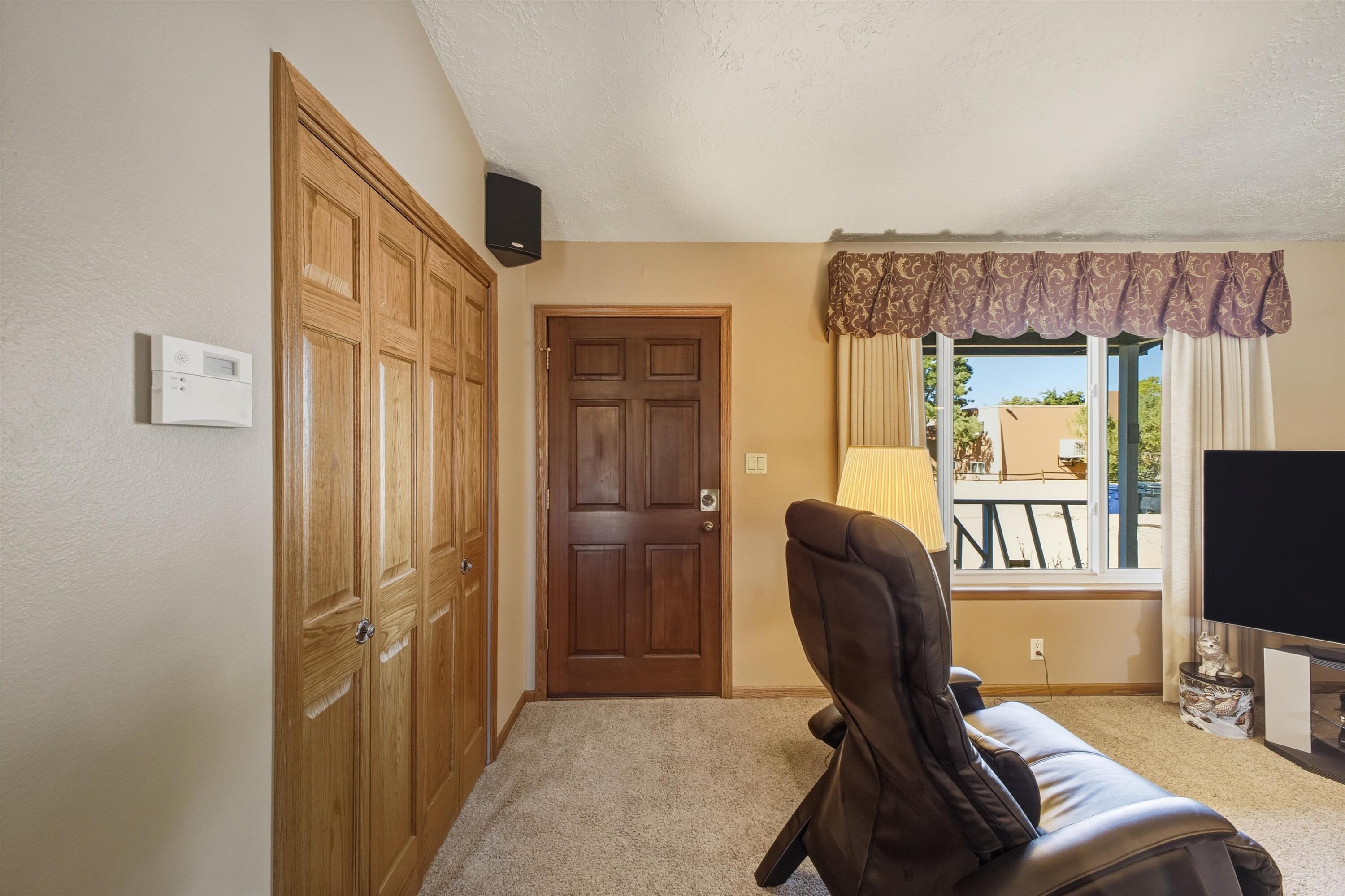 6820 Frantz Drive NE