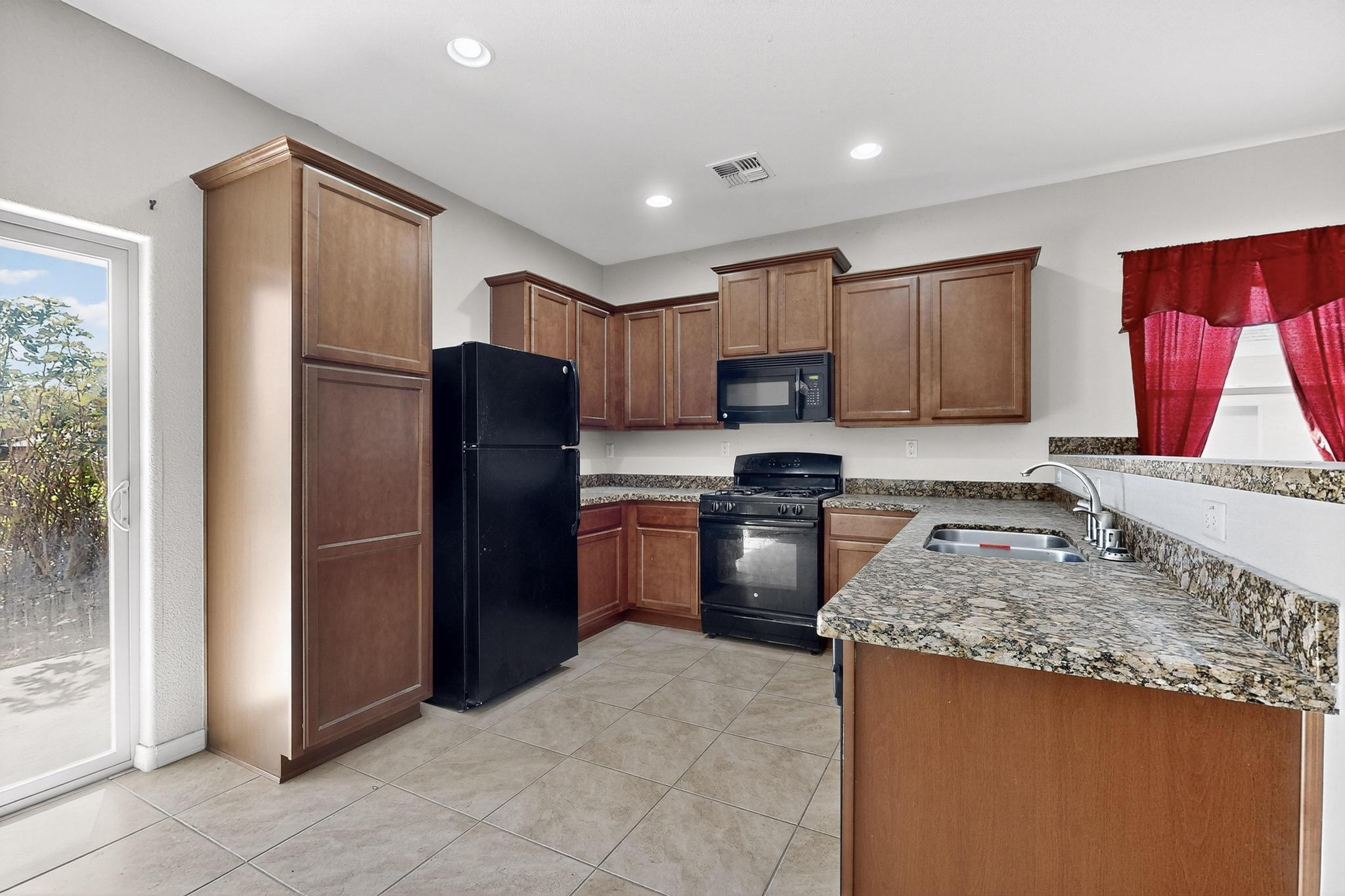 30 La Resolana Avenue