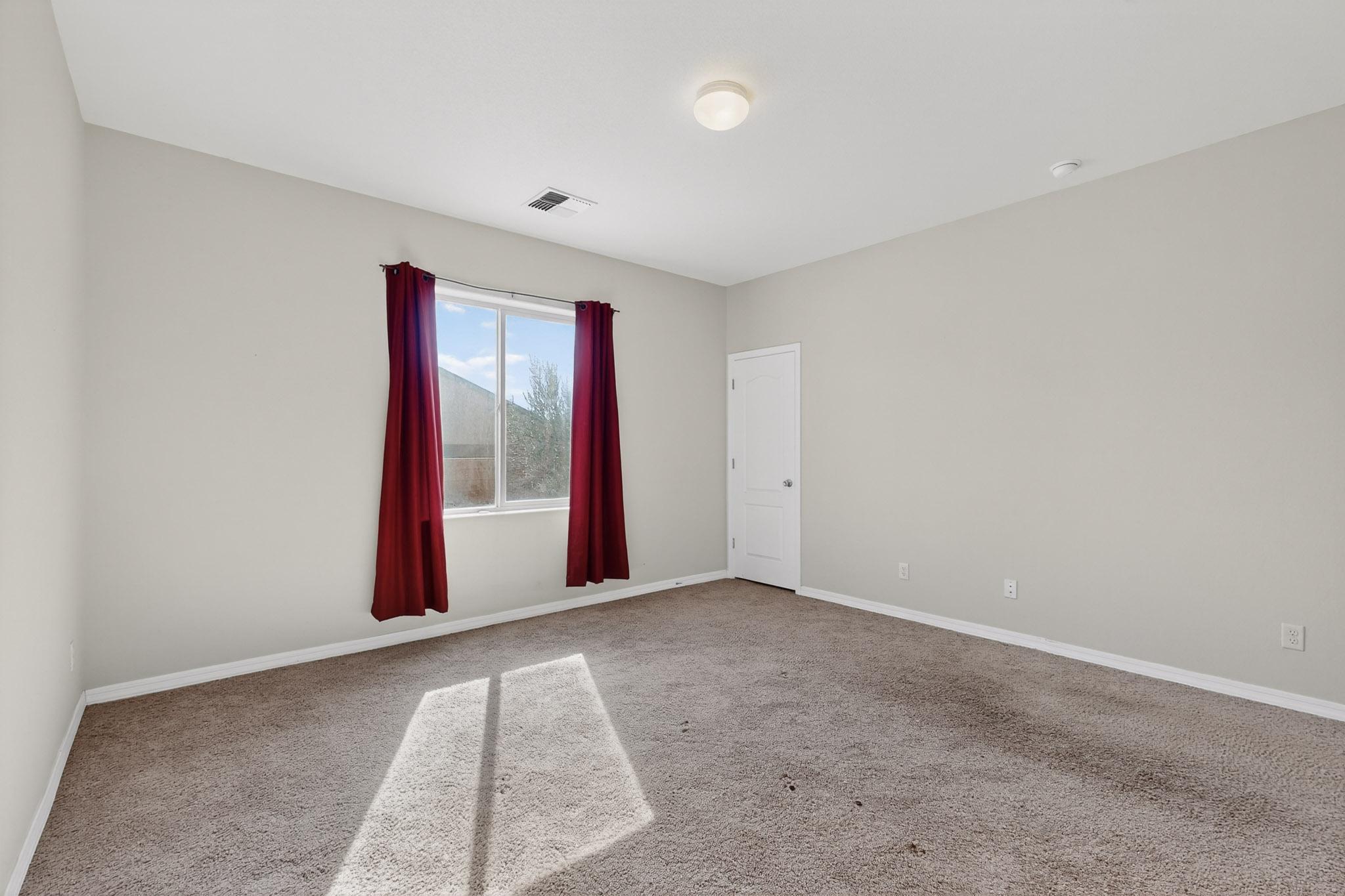 30 La Resolana Avenue