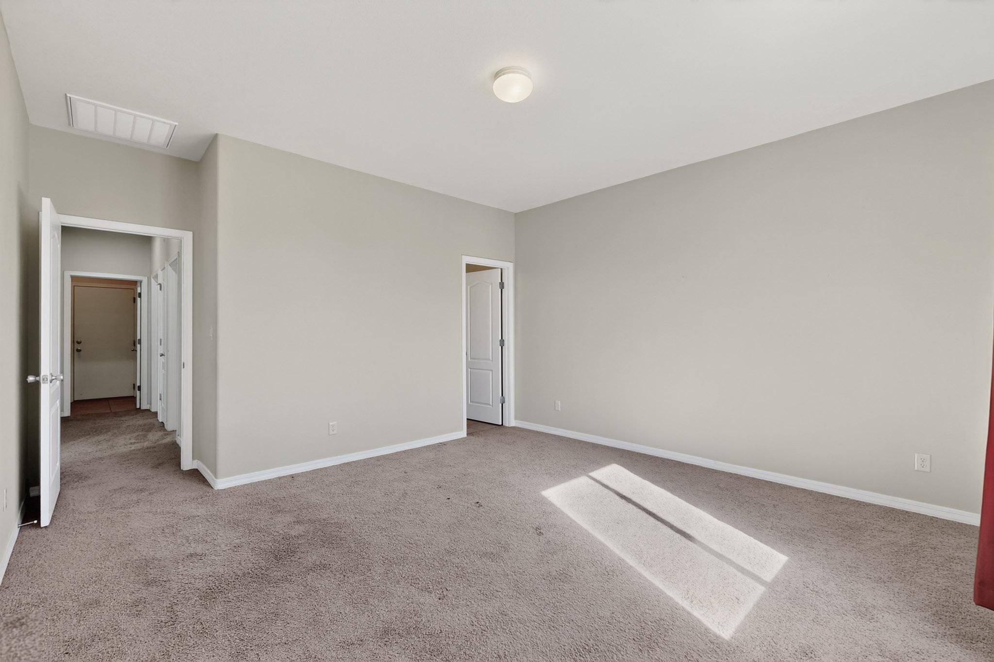 30 La Resolana Avenue