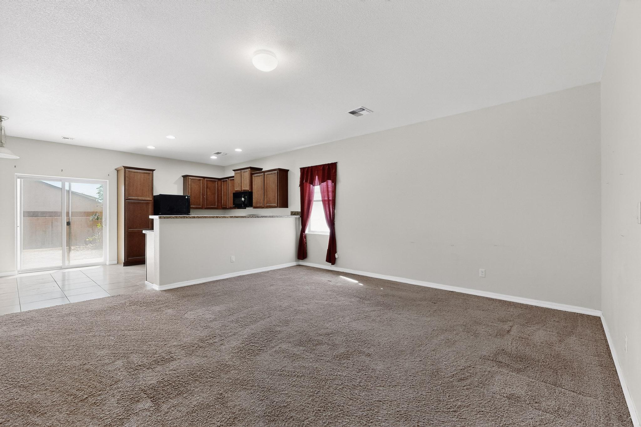 30 La Resolana Avenue