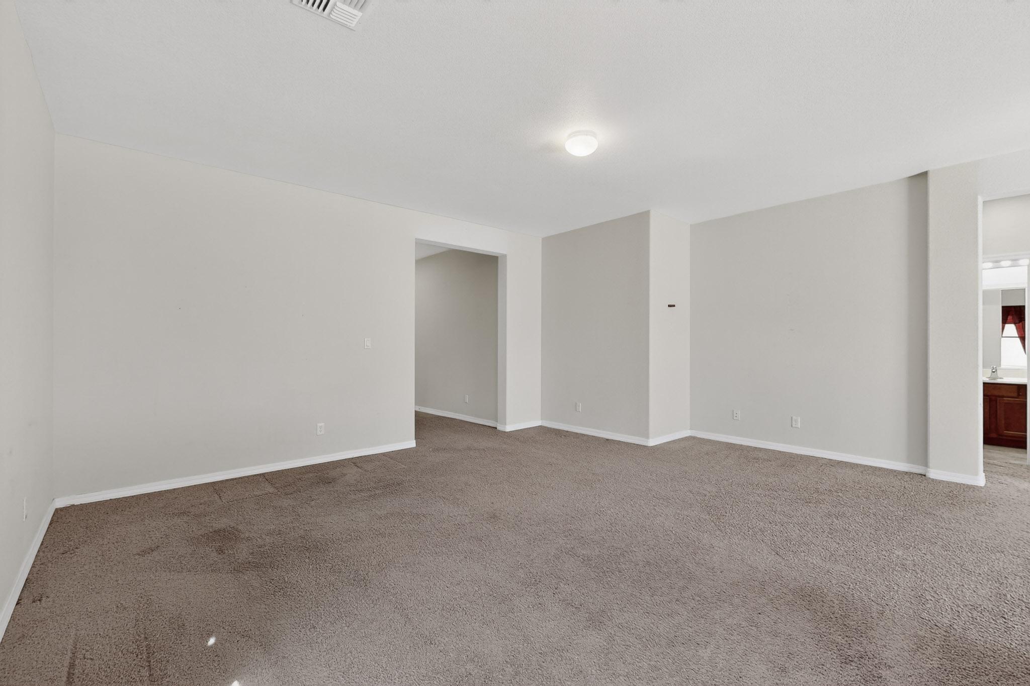 30 La Resolana Avenue