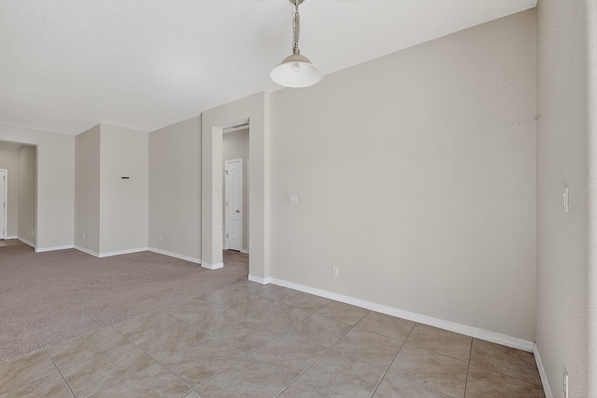 30 La Resolana Avenue