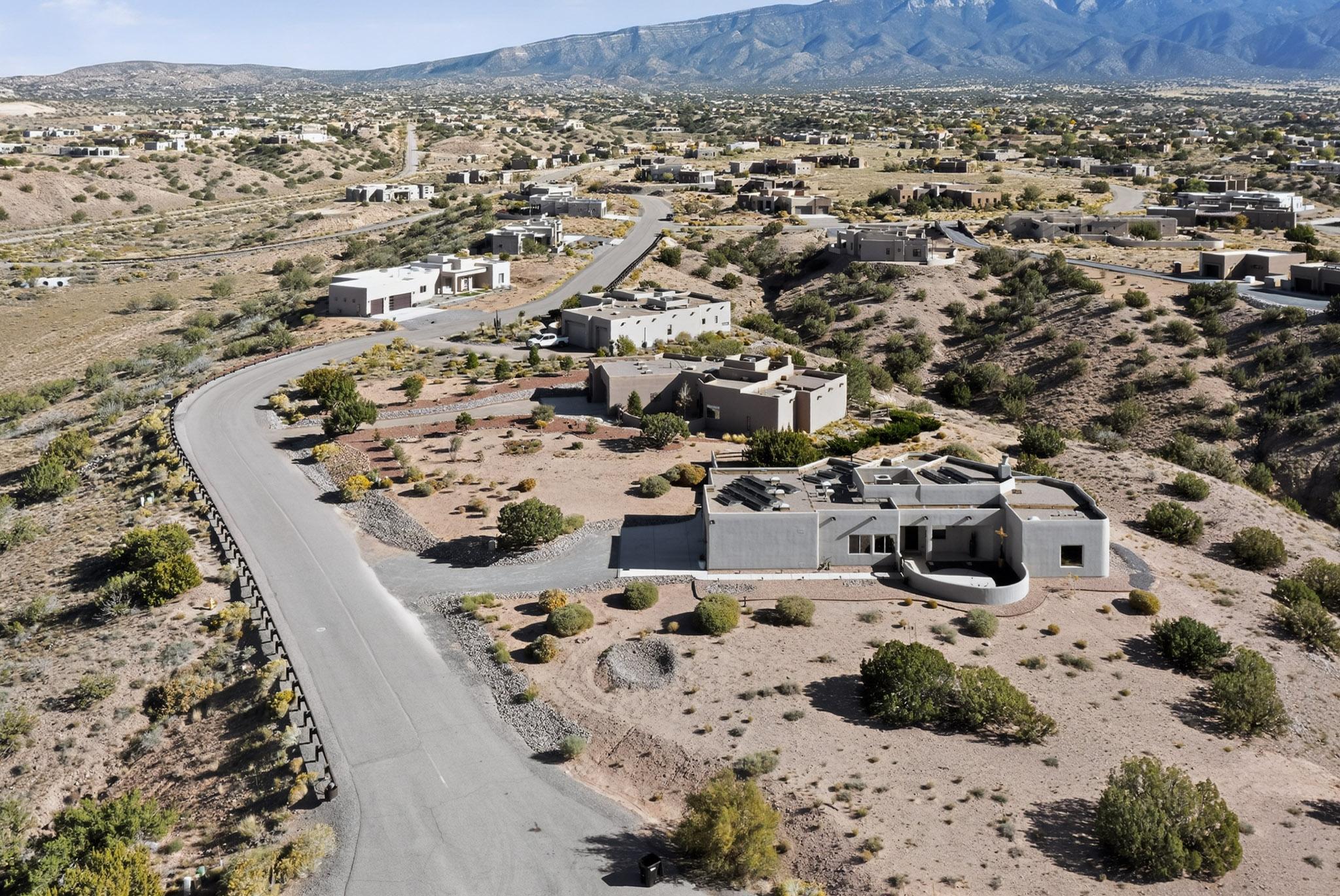 27 Pueblo Bonito Road