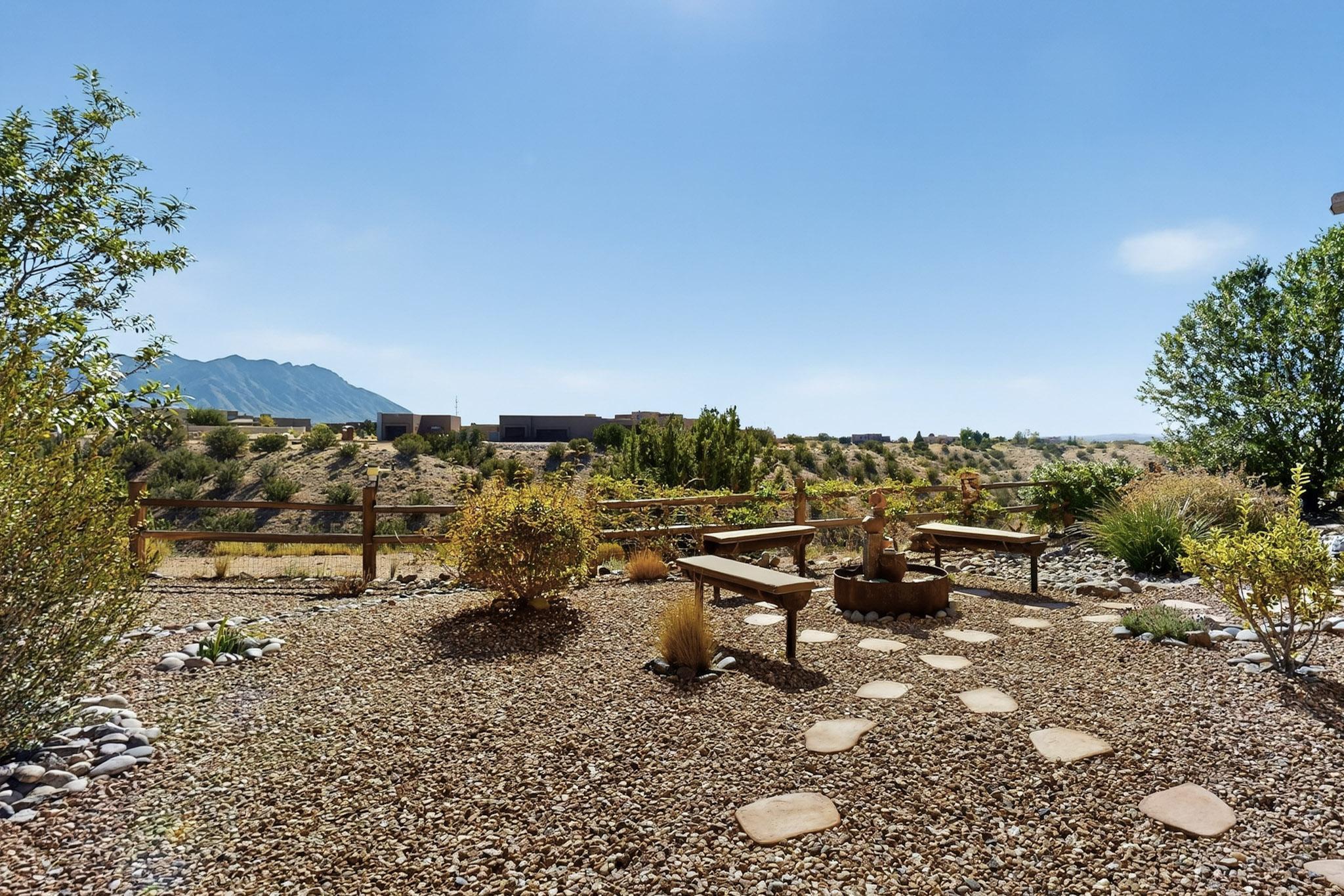 27 Pueblo Bonito Road