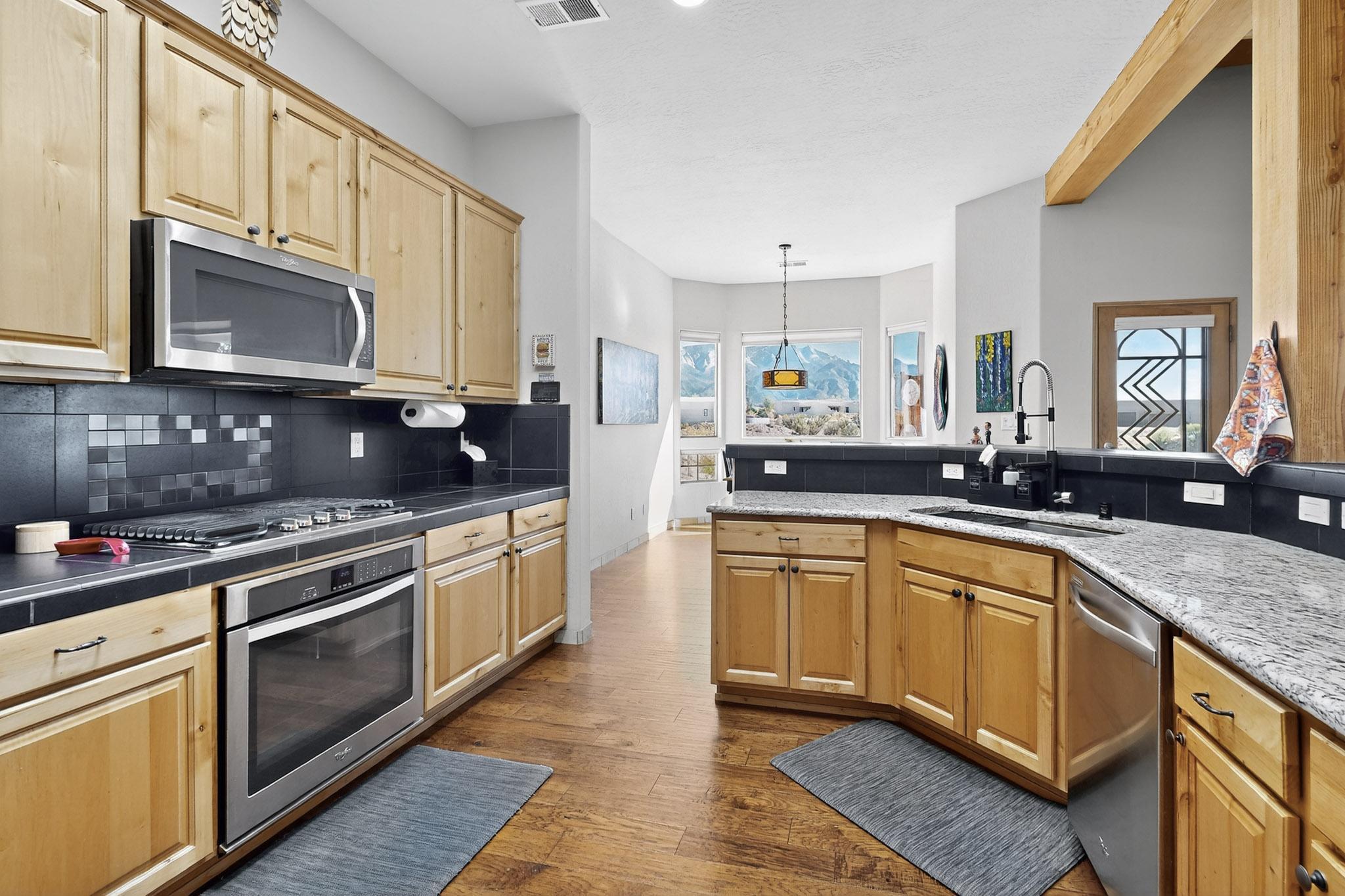 27 Pueblo Bonito Road