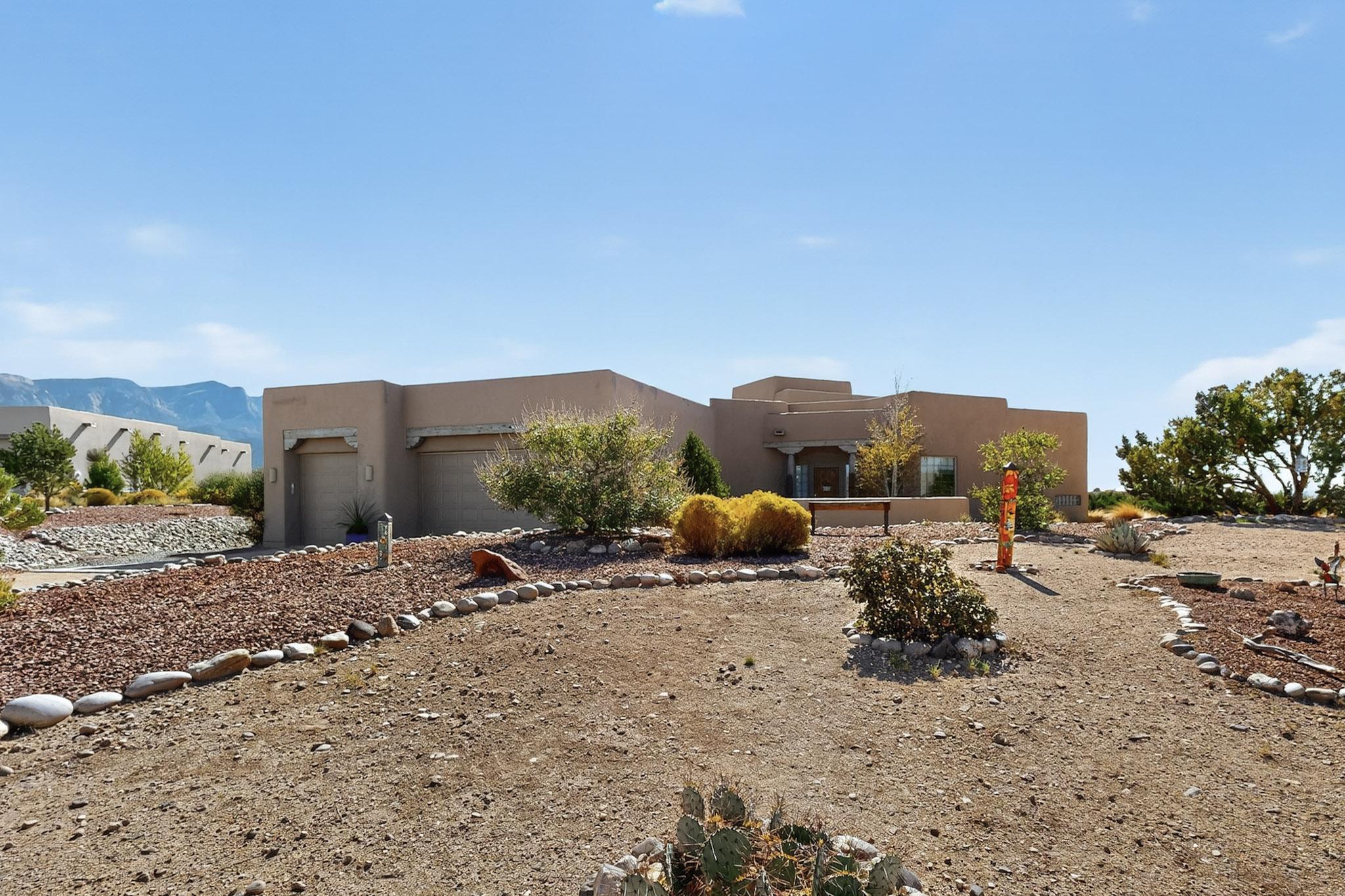 27 Pueblo Bonito Road