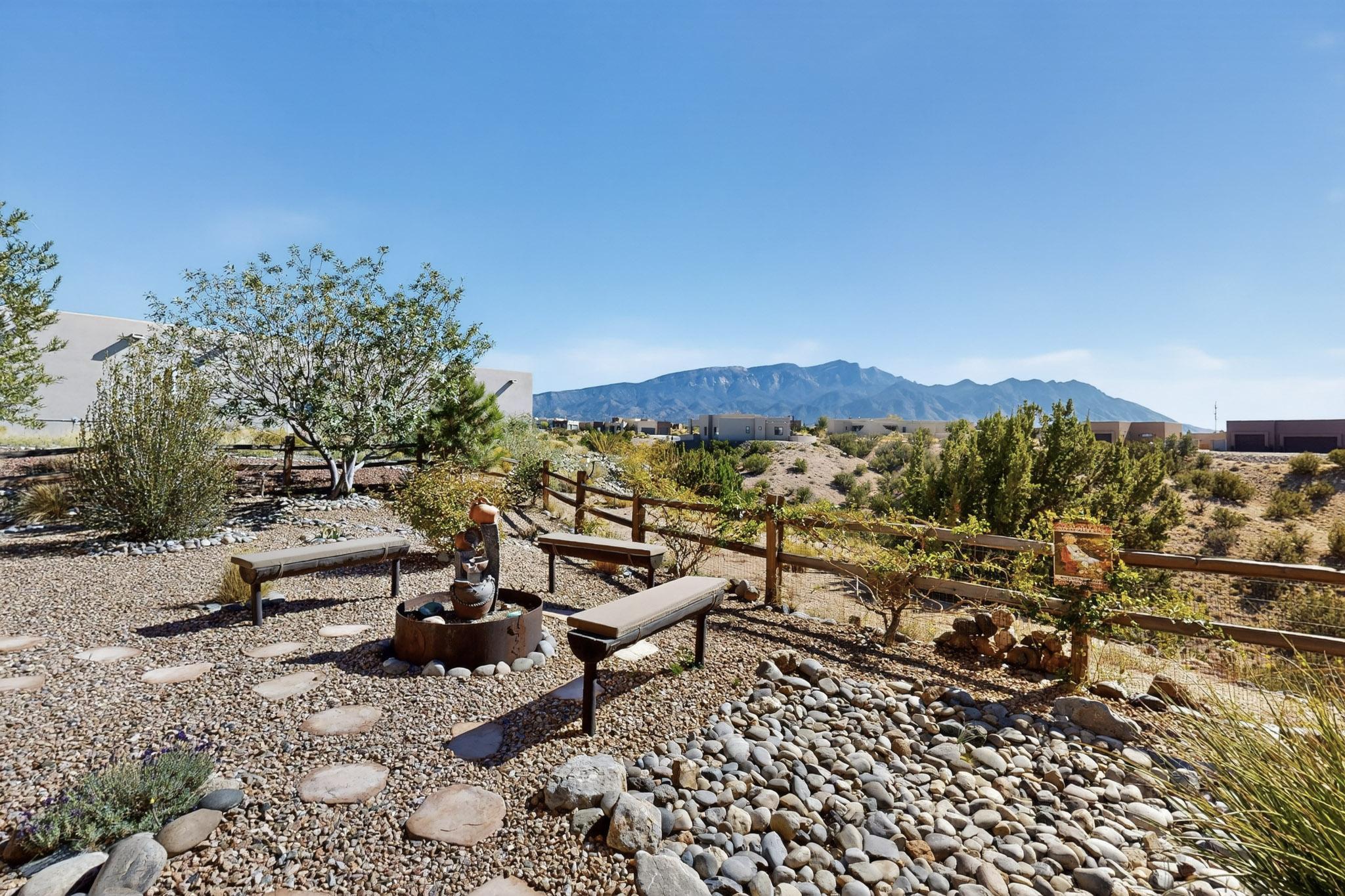 27 Pueblo Bonito Road