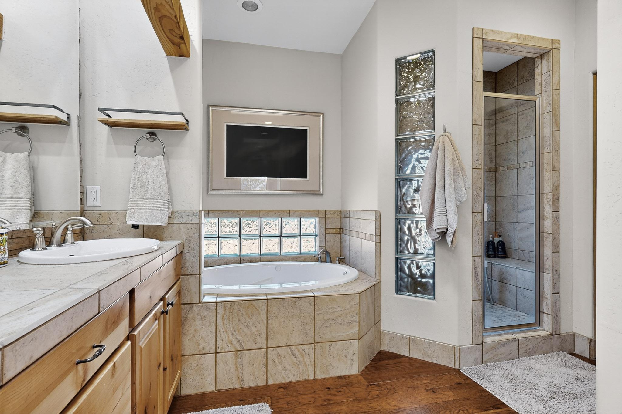 27 Pueblo Bonito Road