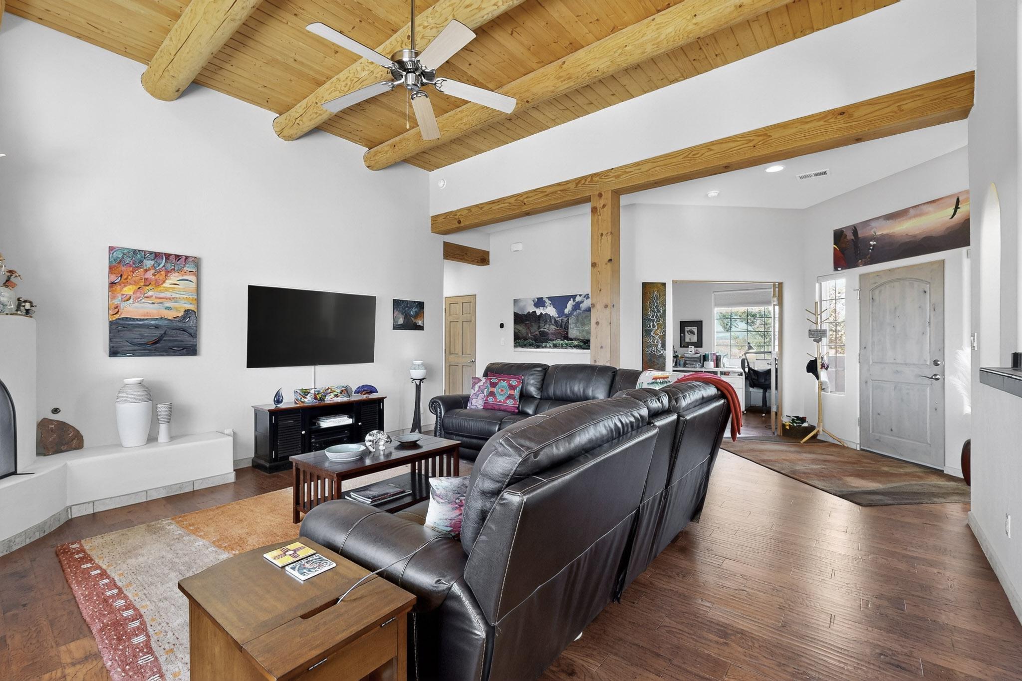 27 Pueblo Bonito Road