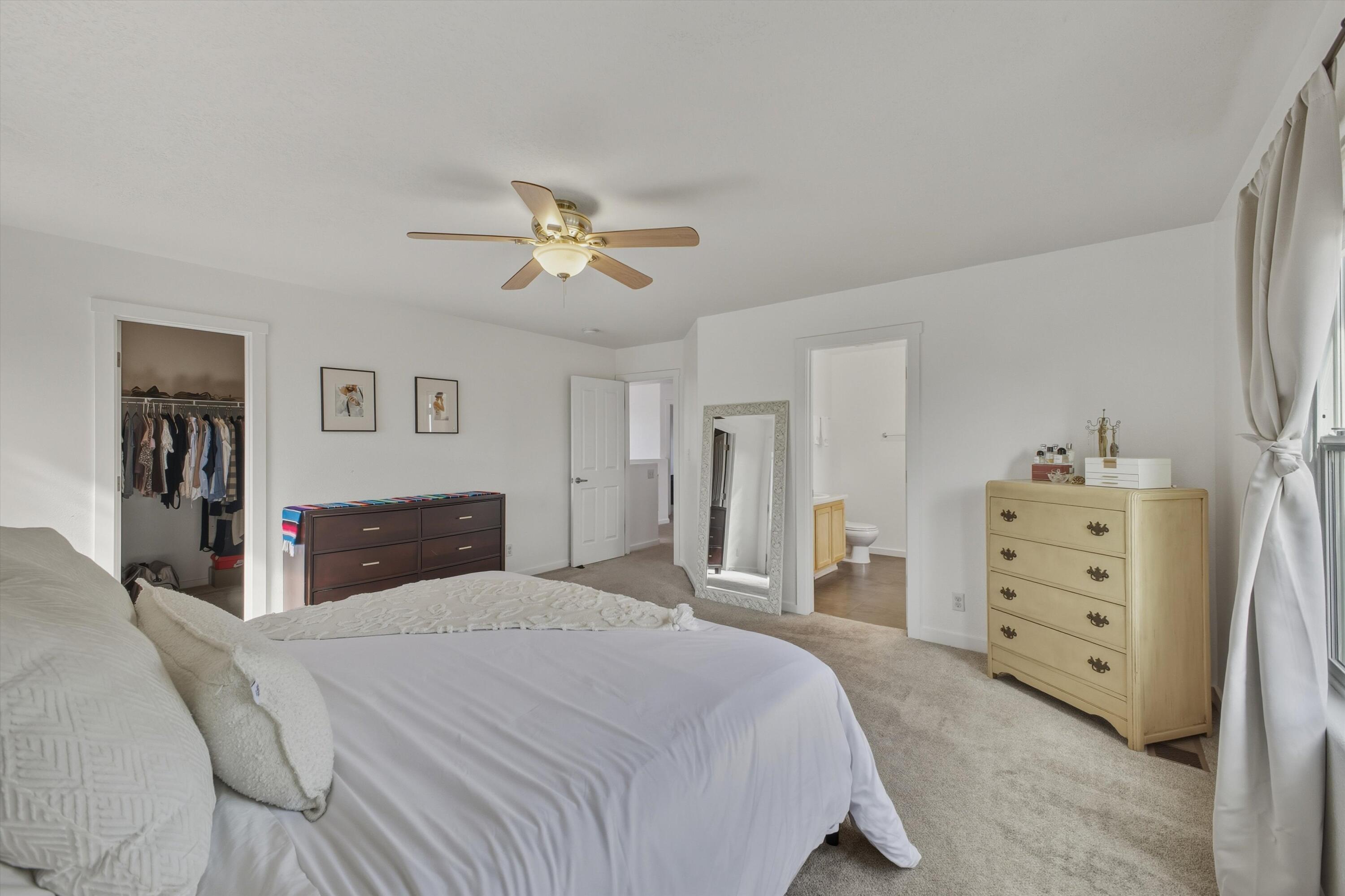 6985 Golden Mesa